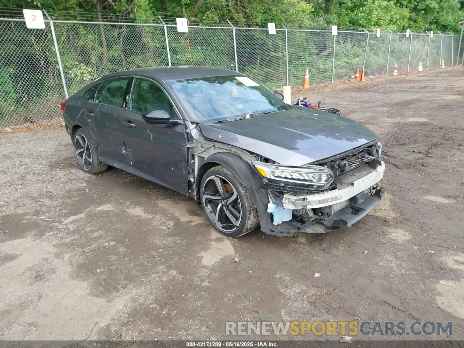 1 Photograph of a damaged car 1HGCV1F35LA121094 HONDA ACCORD 2020
