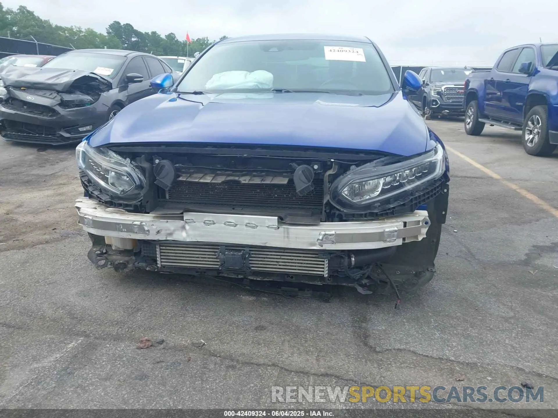 6 Photograph of a damaged car 1HGCV1F35LA125839 HONDA ACCORD 2020