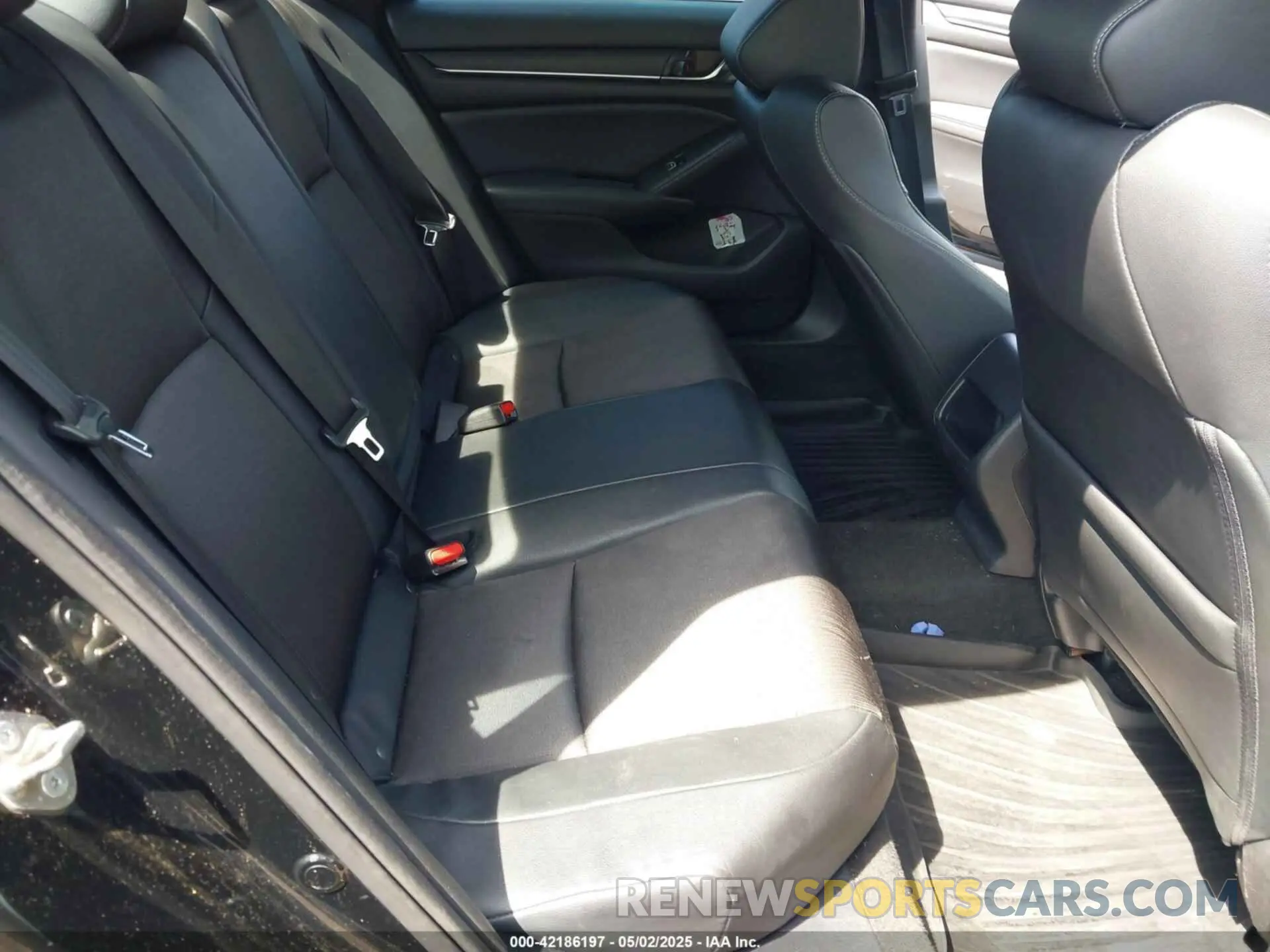 8 Фотография поврежденного автомобиля 1HGCV1F36LA014894 HONDA ACCORD 2020