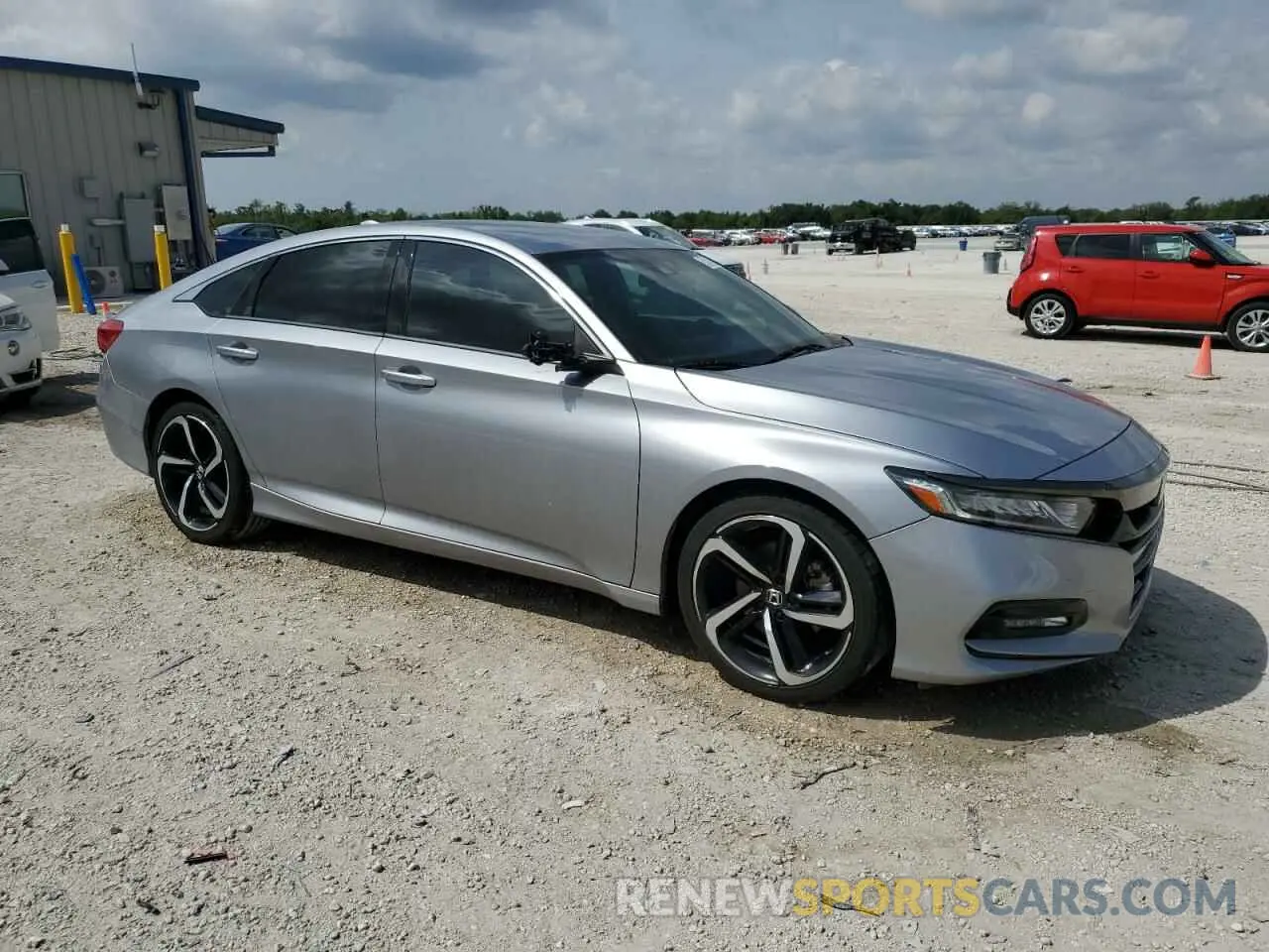 4 Фотография поврежденного автомобиля 1HGCV1F36LA104188 HONDA ACCORD 2020
