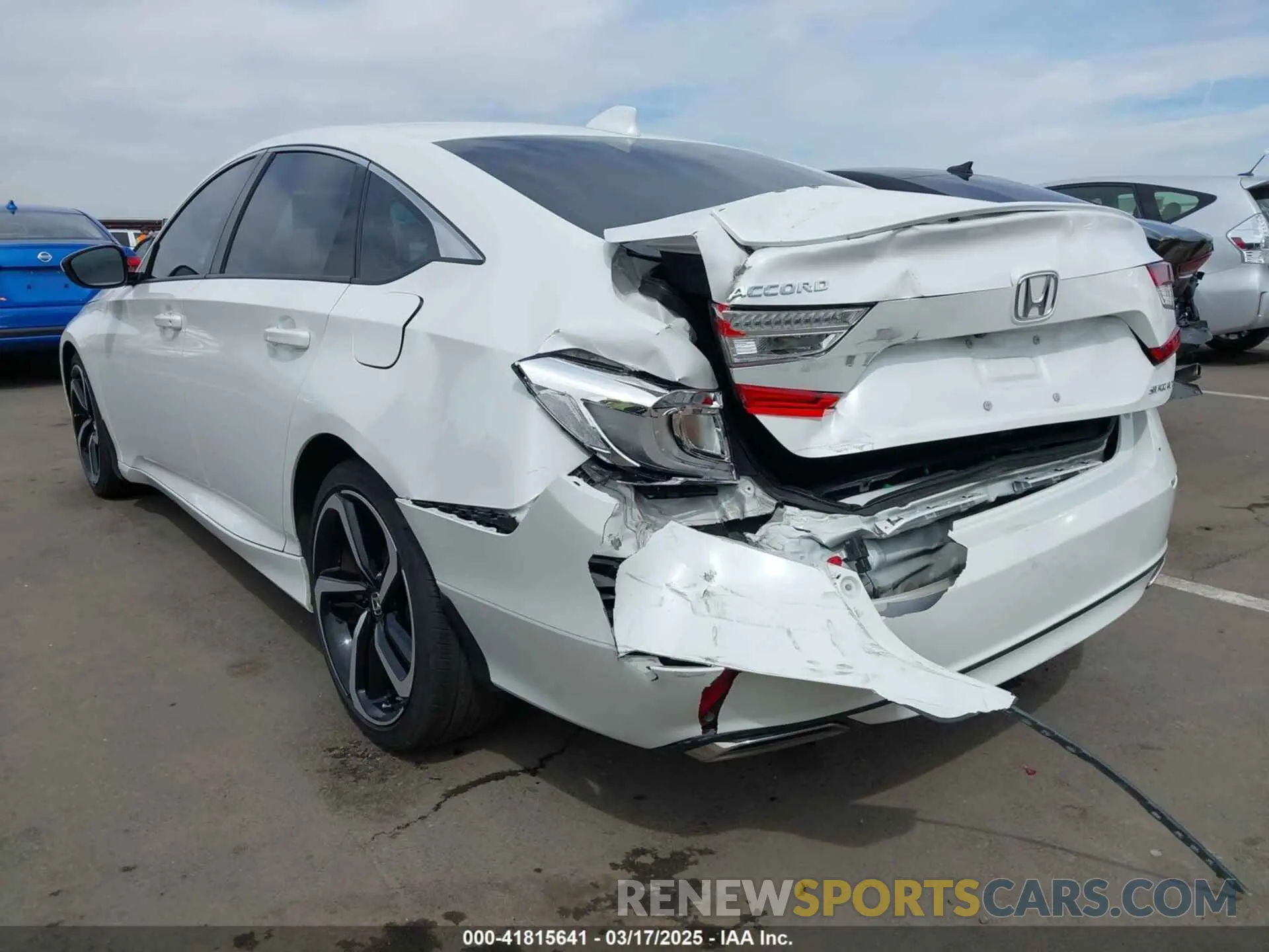 6 Фотография поврежденного автомобиля 1HGCV1F36LA108077 HONDA ACCORD 2020