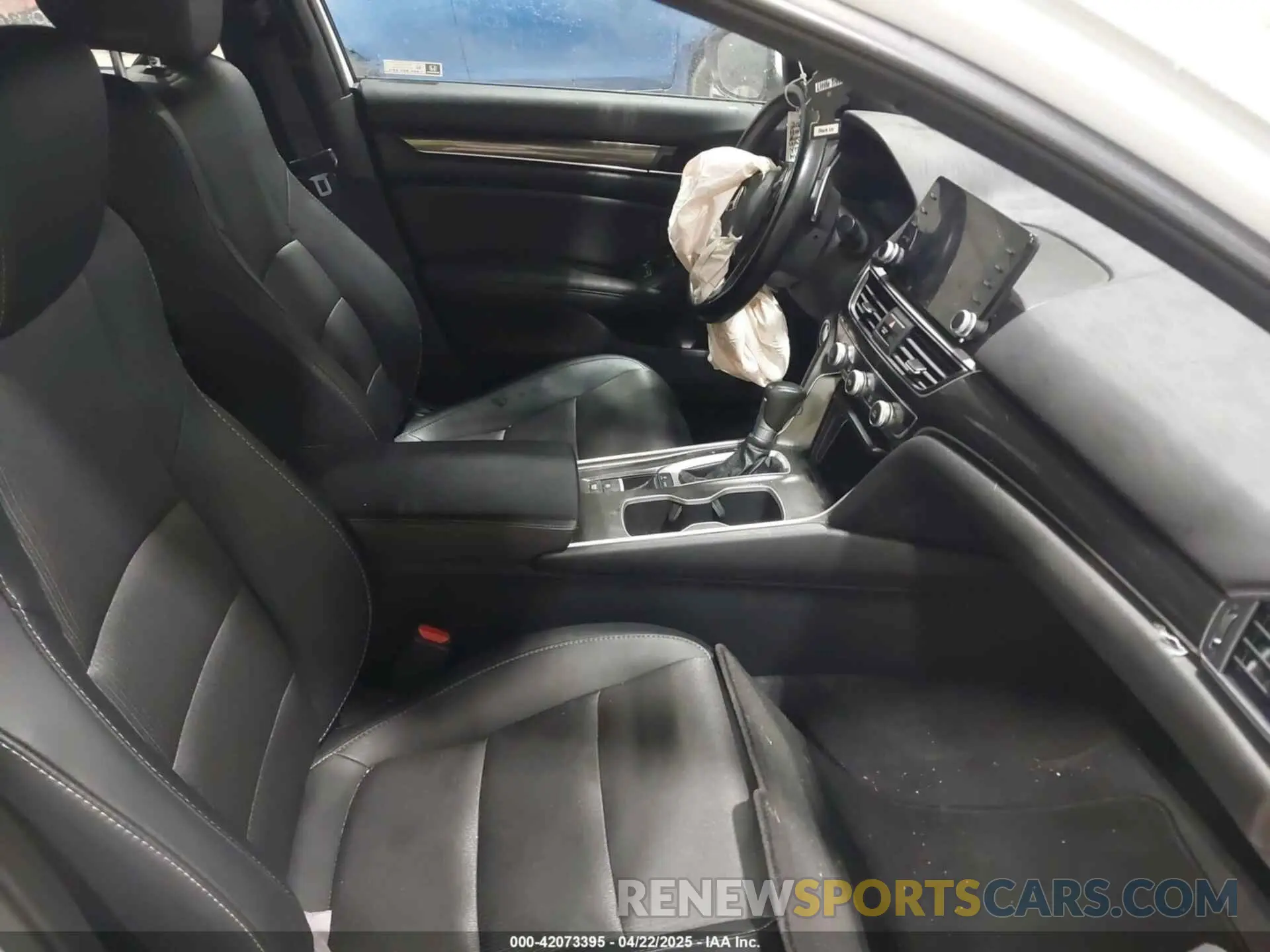 5 Фотография поврежденного автомобиля 1HGCV1F36LA143928 HONDA ACCORD 2020