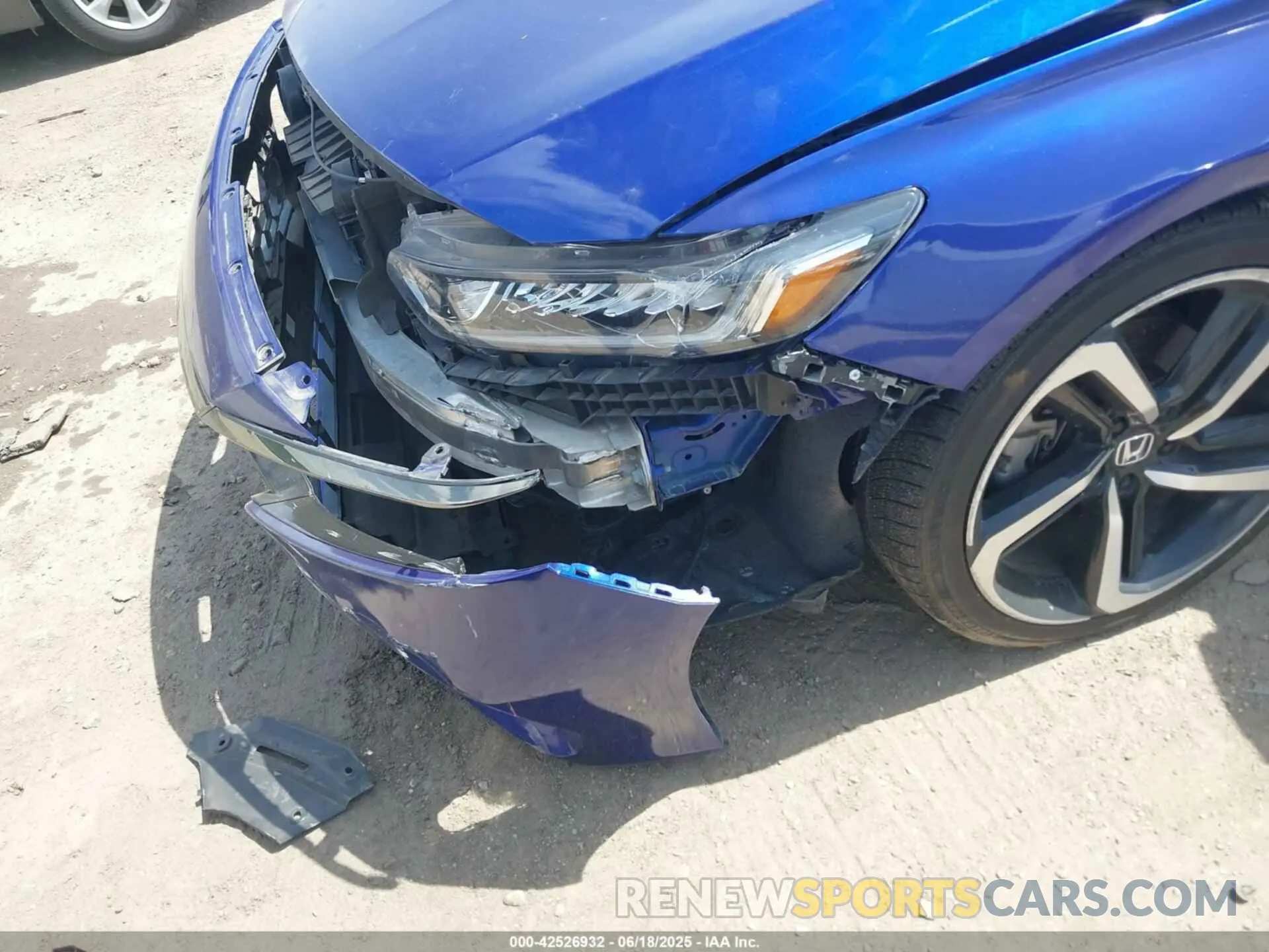 6 Photograph of a damaged car 1HGCV1F36LA145744 HONDA ACCORD 2020
