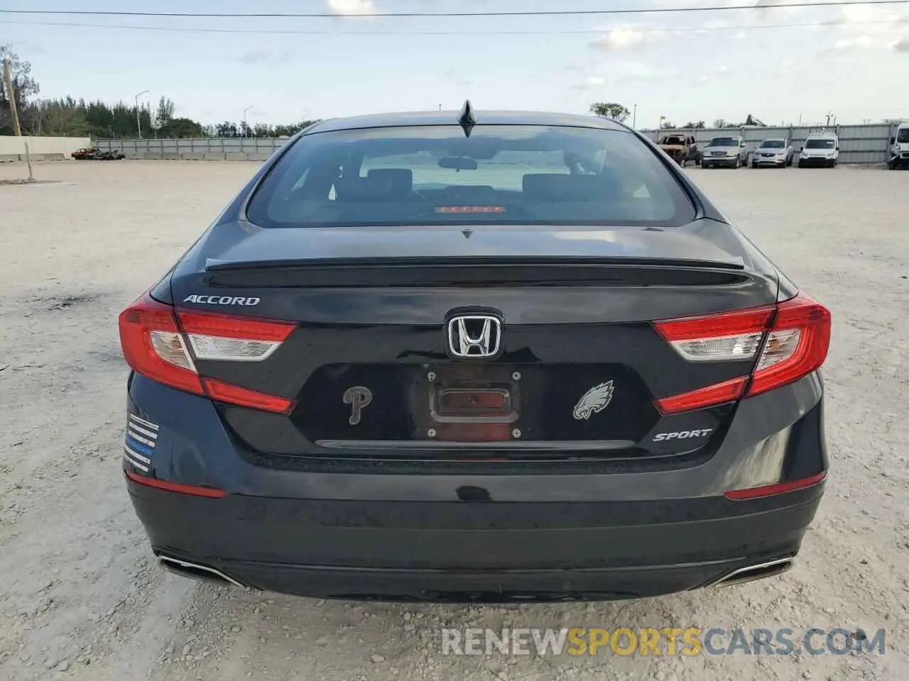 6 Фотография поврежденного автомобиля 1HGCV1F37LA053977 HONDA ACCORD 2020