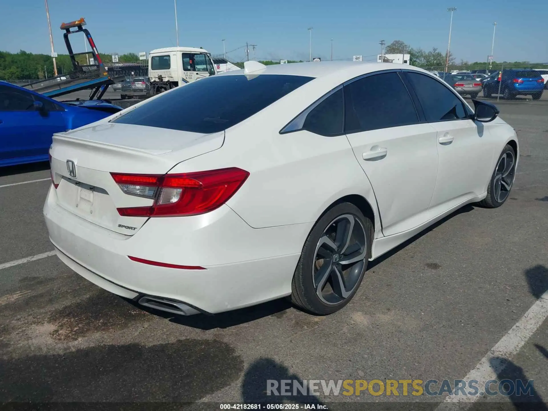 4 Photograph of a damaged car 1HGCV1F37LA119492 HONDA ACCORD 2020
