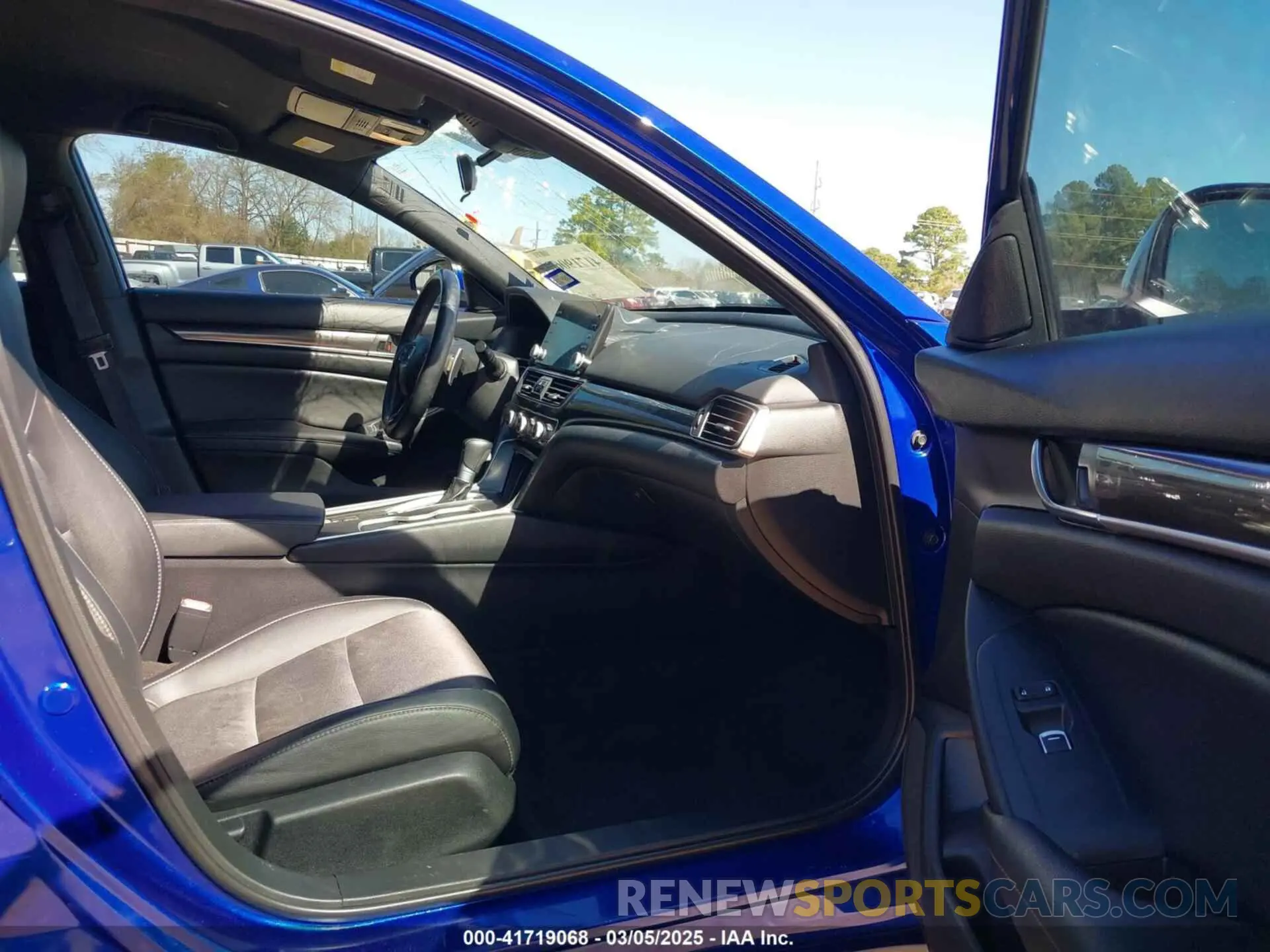 5 Photograph of a damaged car 1HGCV1F37LA123929 HONDA ACCORD 2020
