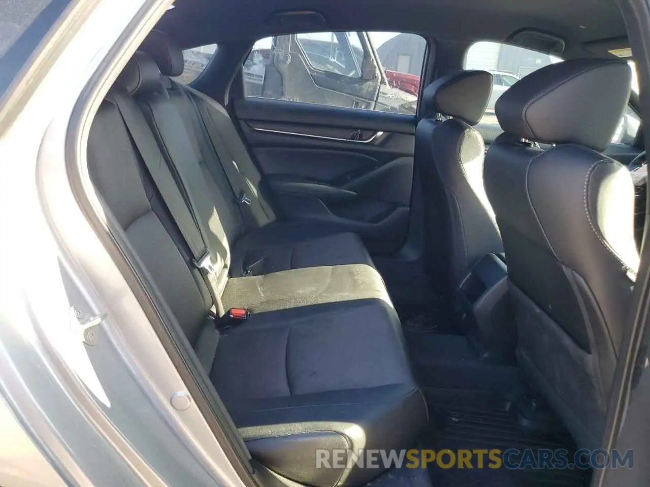 10 Photograph of a damaged car 1HGCV1F37LA131268 HONDA ACCORD 2020