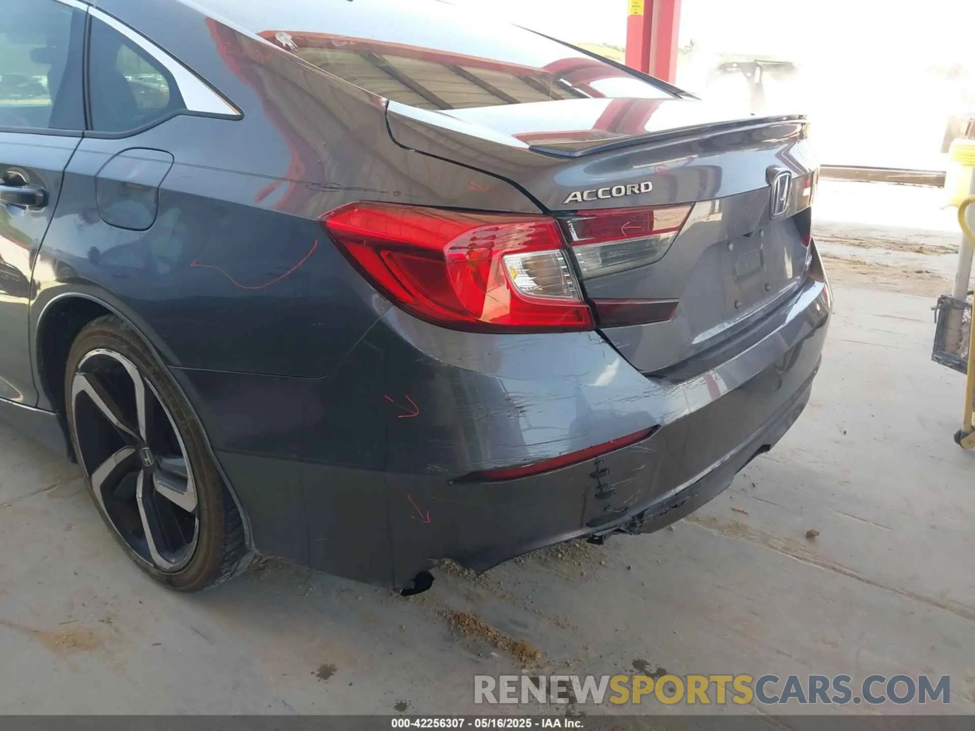 19 Photograph of a damaged car 1HGCV1F38LA062073 HONDA ACCORD 2020