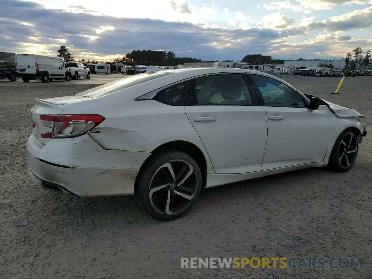 3 Фотография поврежденного автомобиля 1HGCV1F38LA073137 HONDA ACCORD 2020