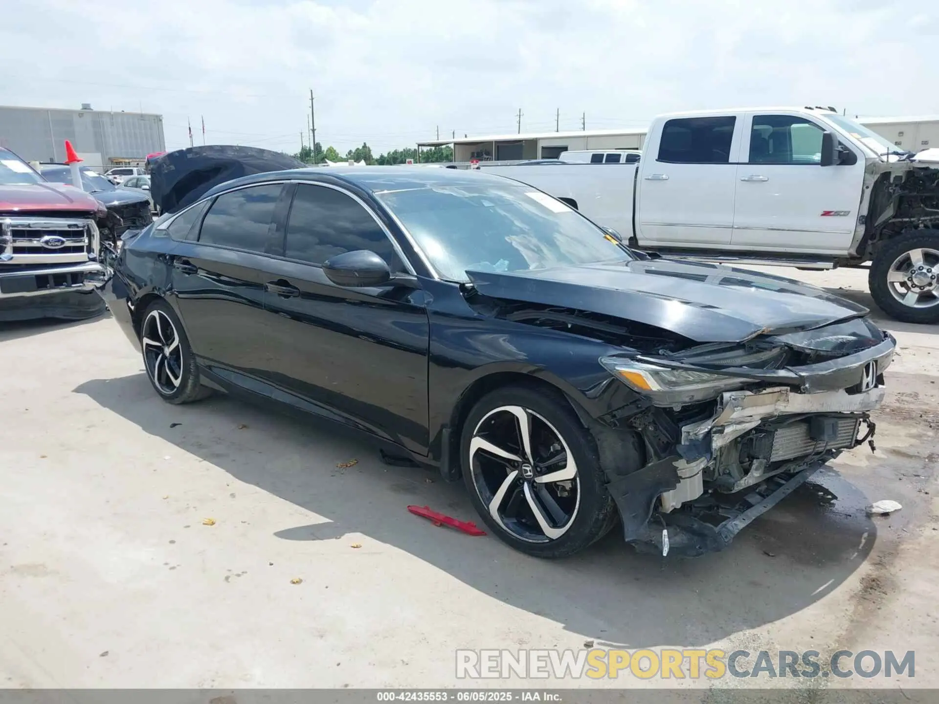 1 Photograph of a damaged car 1HGCV1F38LA118433 HONDA ACCORD 2020
