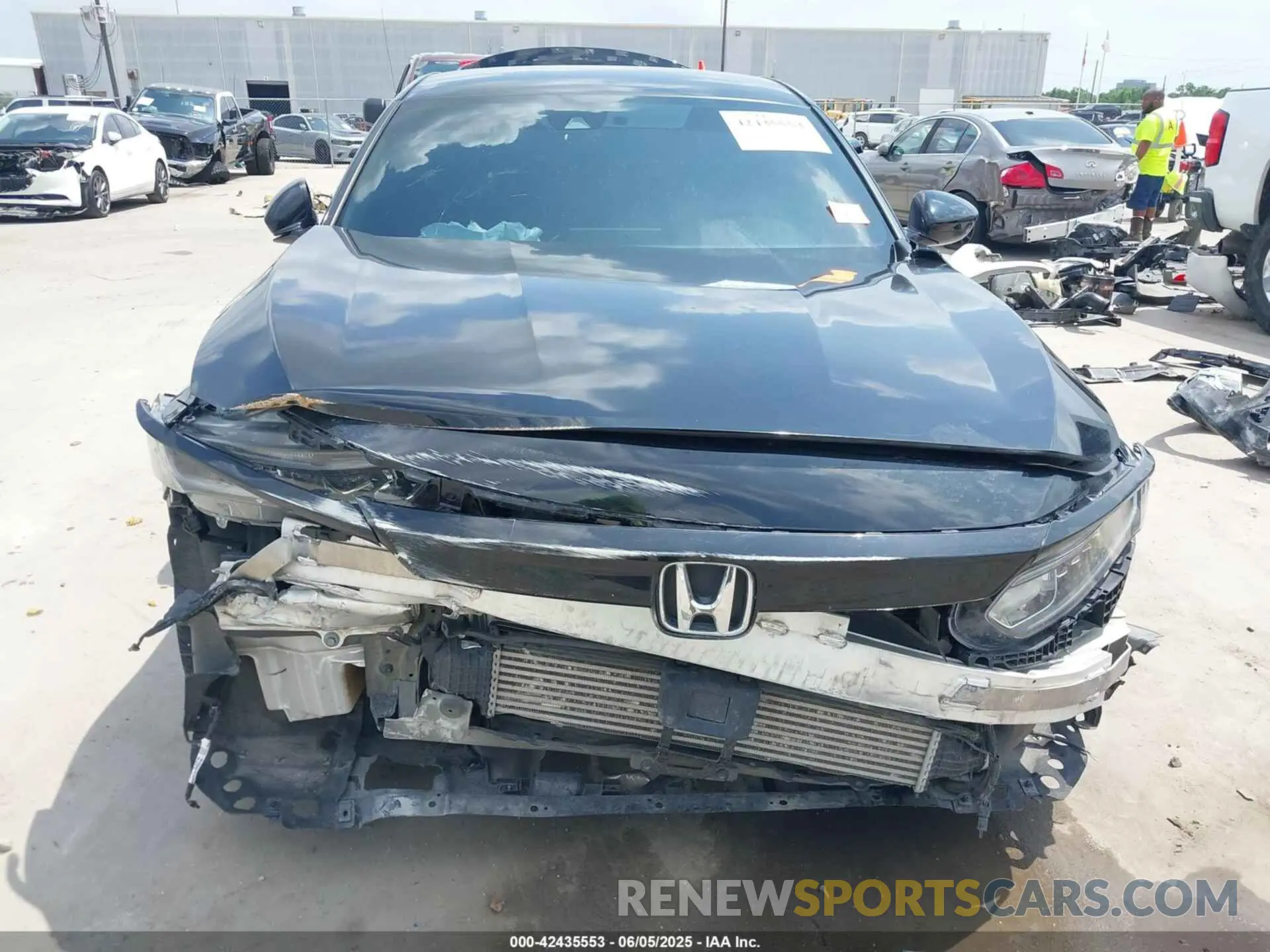 18 Photograph of a damaged car 1HGCV1F38LA118433 HONDA ACCORD 2020