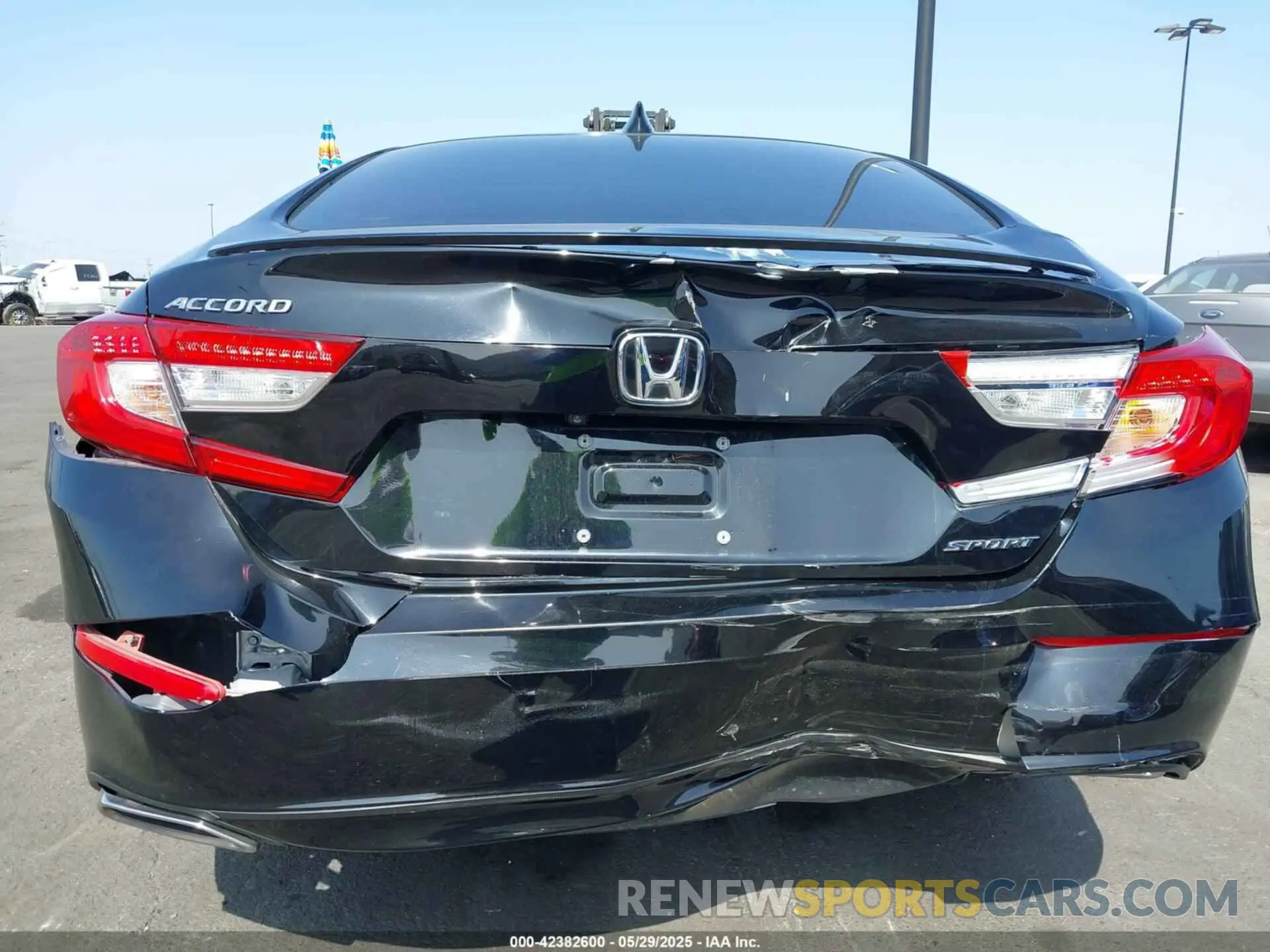 16 Photograph of a damaged car 1HGCV1F38LA132753 HONDA ACCORD 2020