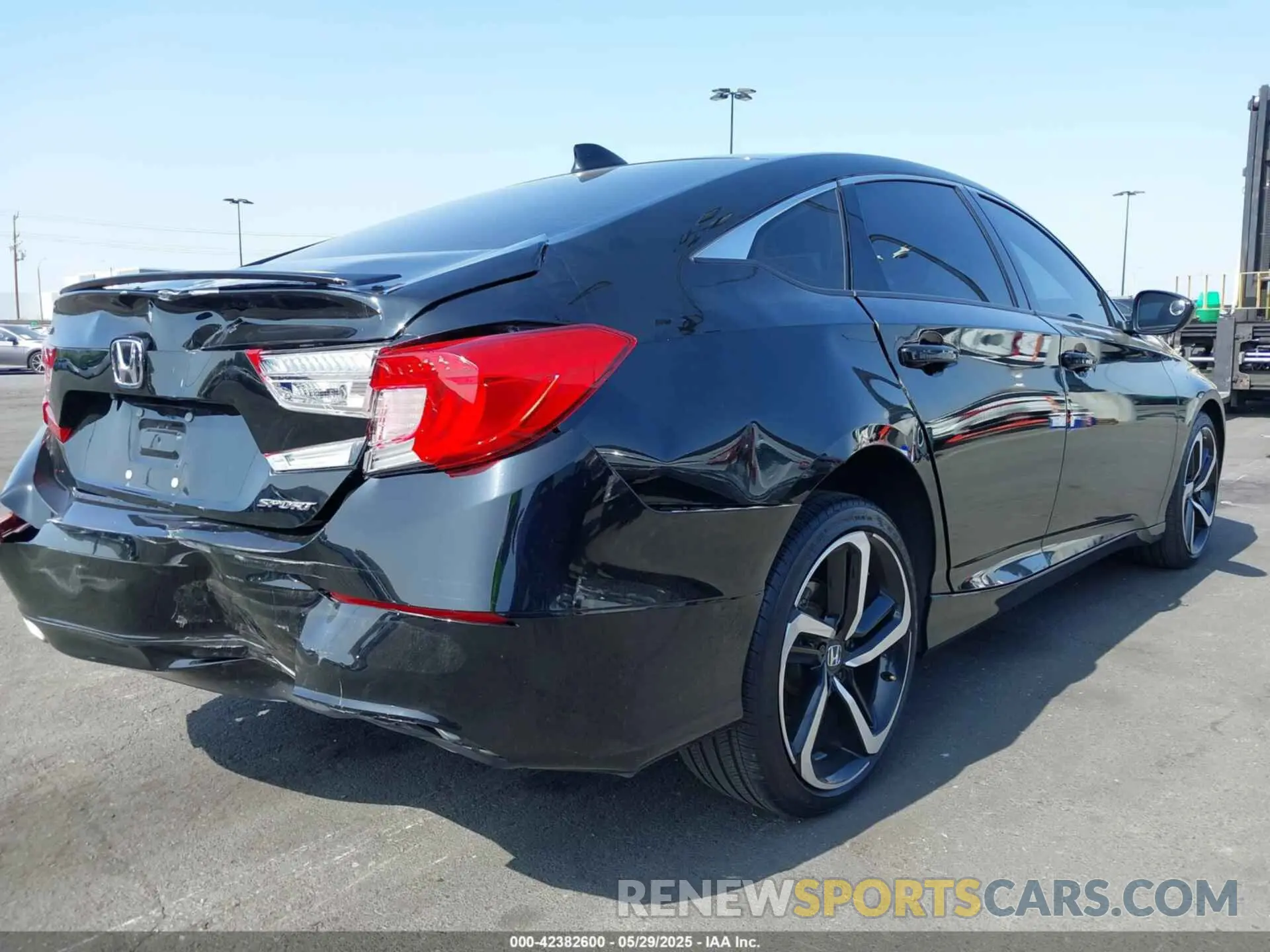 4 Photograph of a damaged car 1HGCV1F38LA132753 HONDA ACCORD 2020