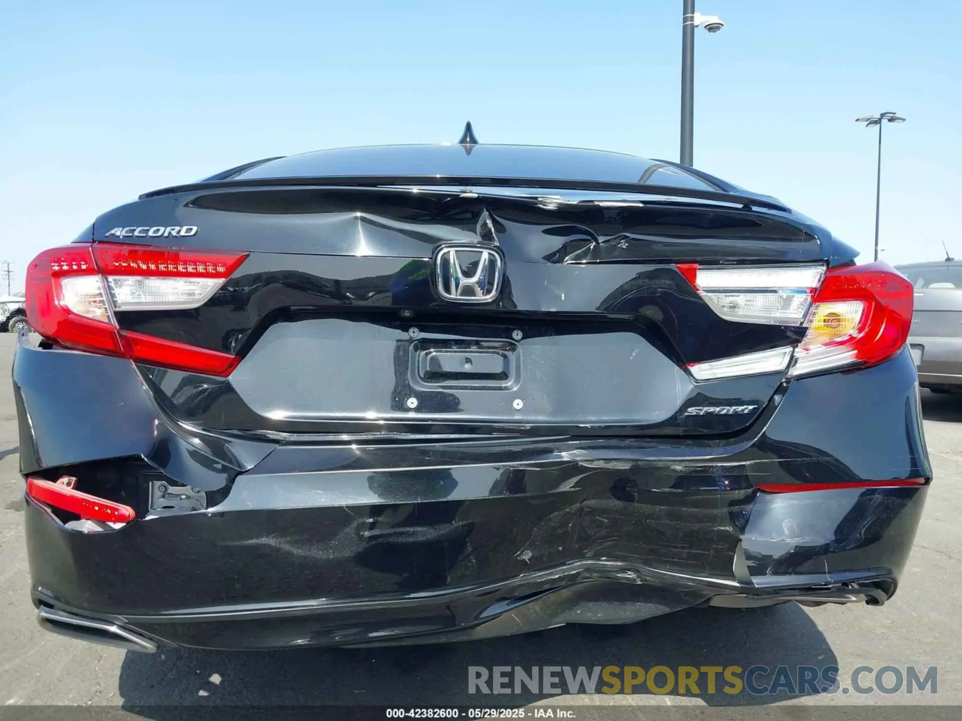 6 Photograph of a damaged car 1HGCV1F38LA132753 HONDA ACCORD 2020