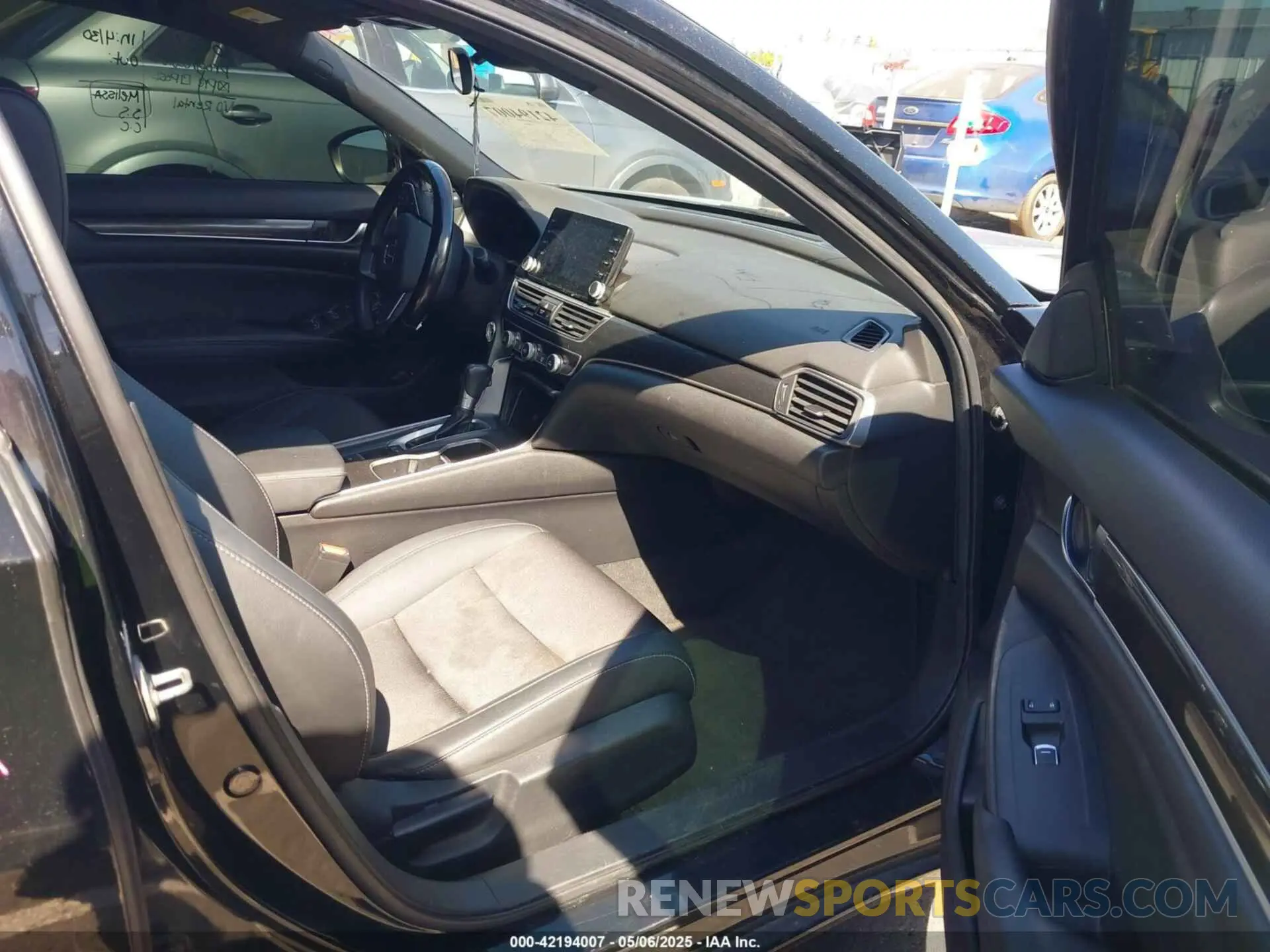 5 Photograph of a damaged car 1HGCV1F39LA044861 HONDA ACCORD 2020