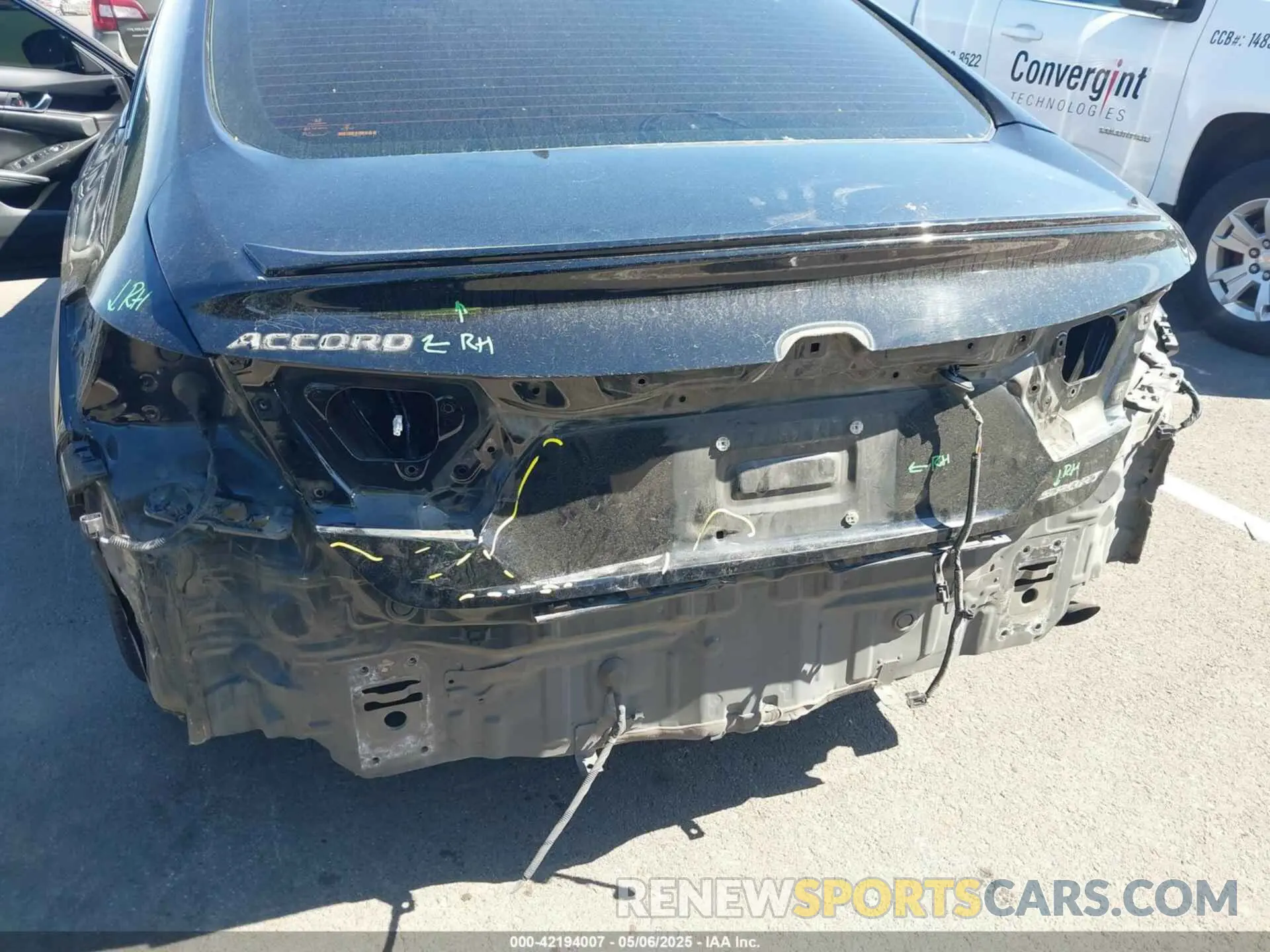 6 Photograph of a damaged car 1HGCV1F39LA044861 HONDA ACCORD 2020