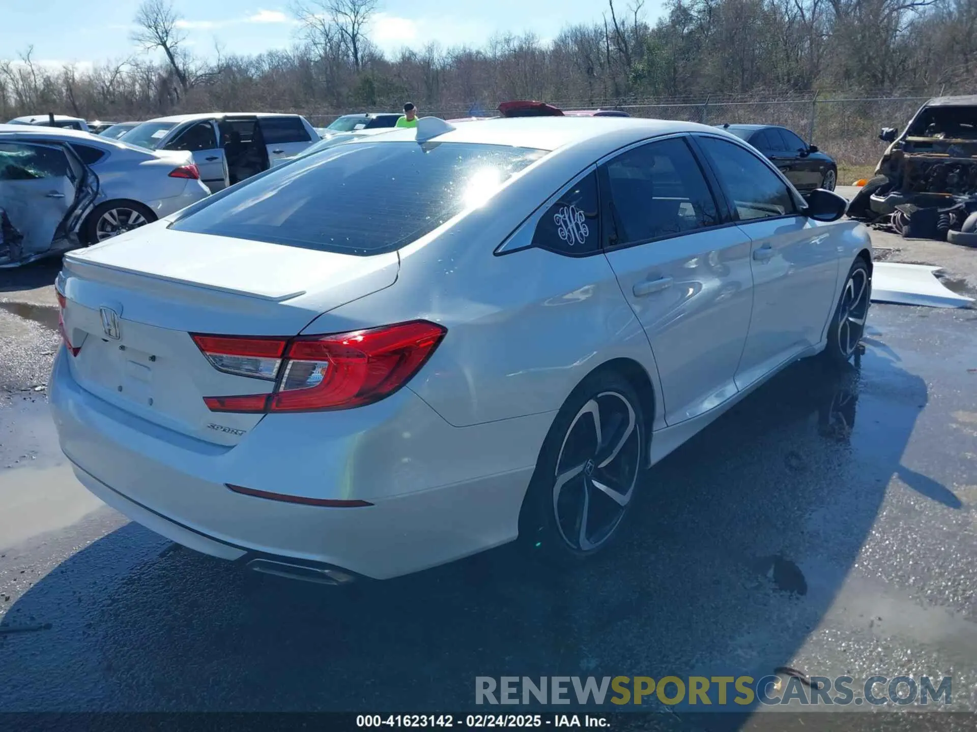 4 Photograph of a damaged car 1HGCV1F39LA050675 HONDA ACCORD 2020