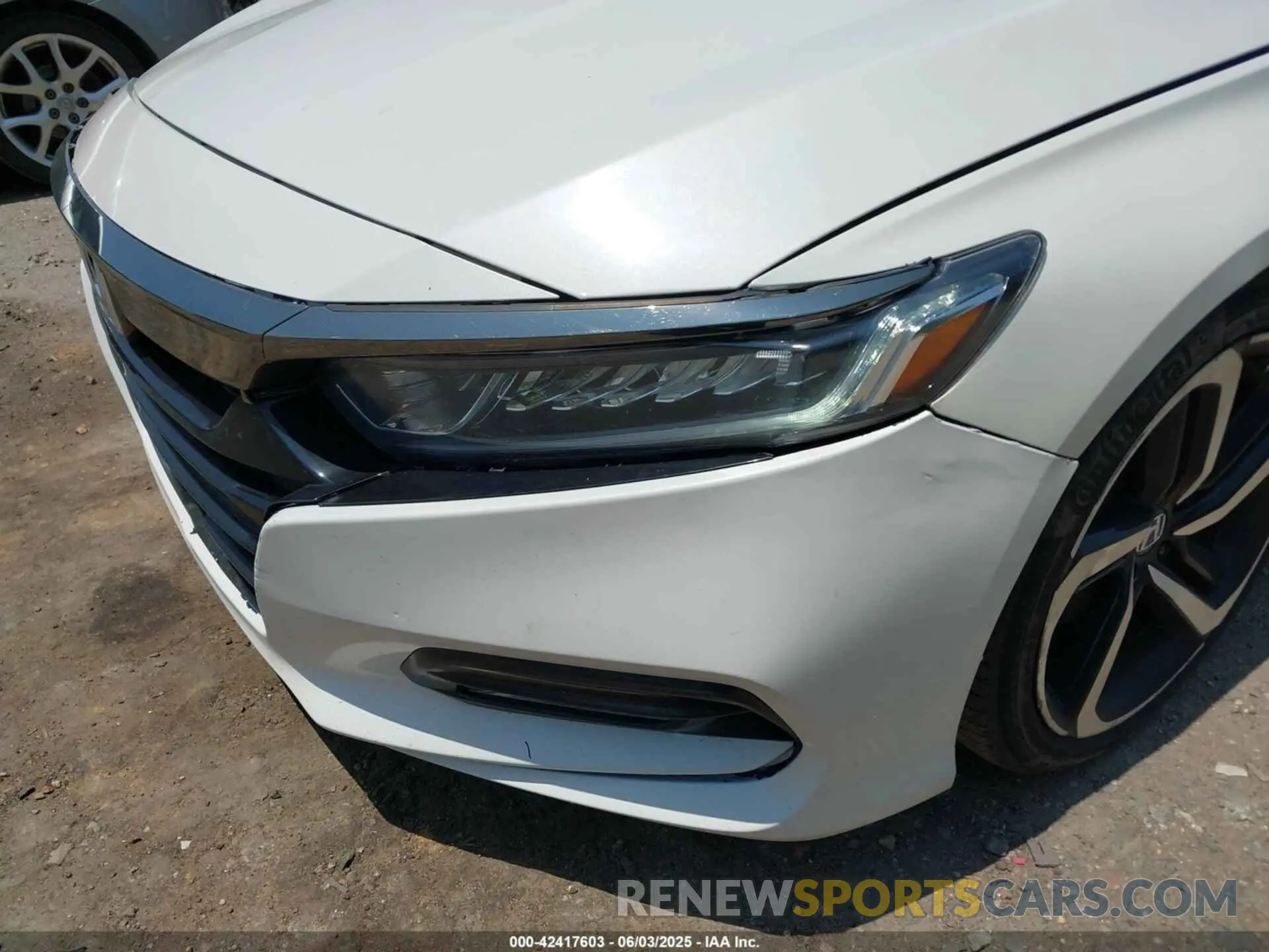 17 Photograph of a damaged car 1HGCV1F39LA062616 HONDA ACCORD 2020