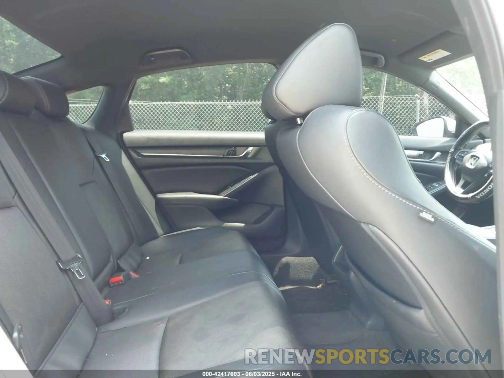 8 Photograph of a damaged car 1HGCV1F39LA062616 HONDA ACCORD 2020