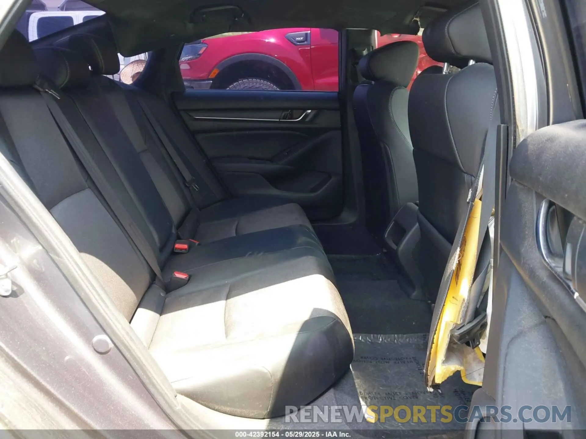 8 Photograph of a damaged car 1HGCV1F39LA111250 HONDA ACCORD 2020