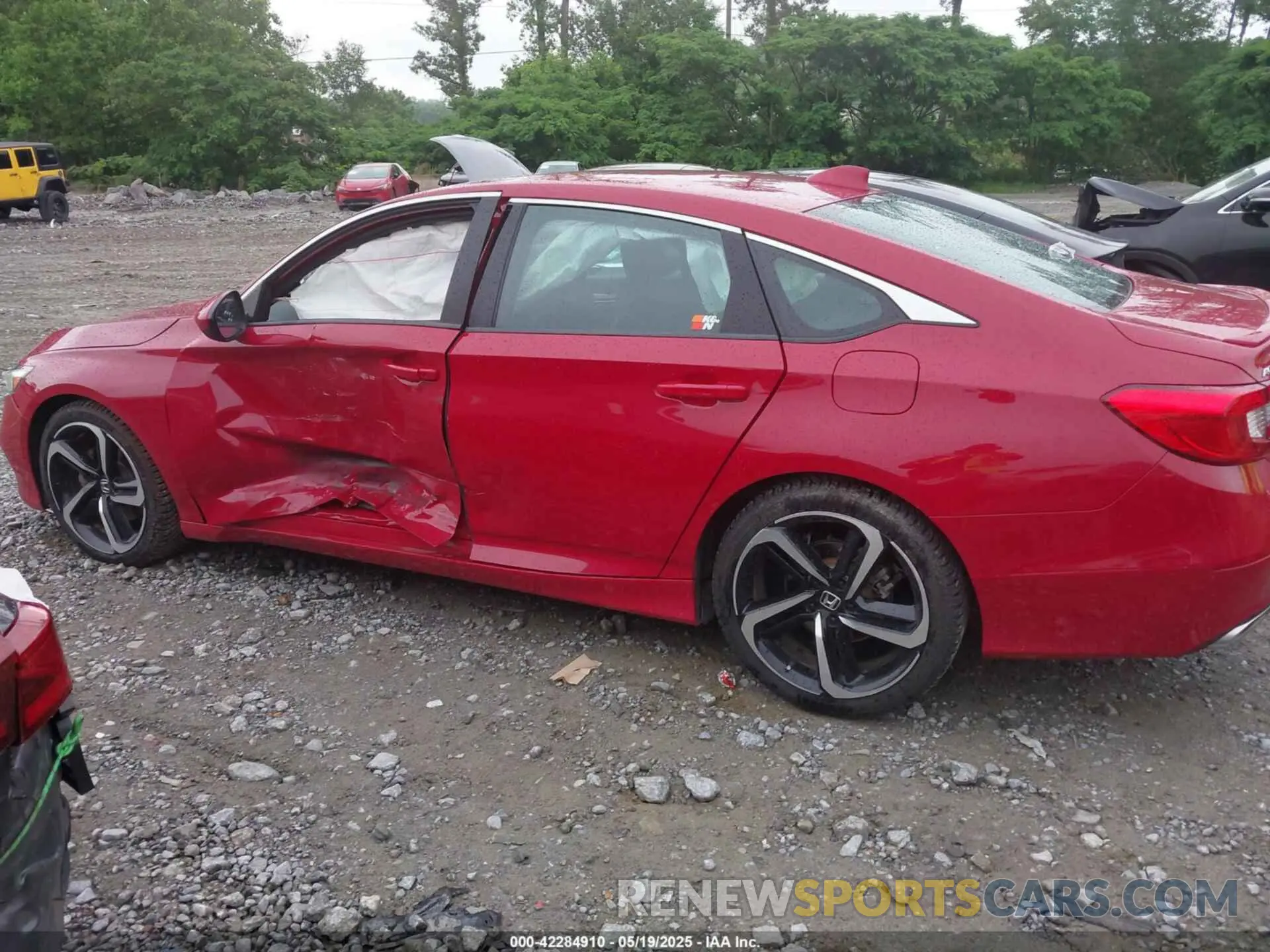 14 Photograph of a damaged car 1HGCV1F3XLA065024 HONDA ACCORD 2020