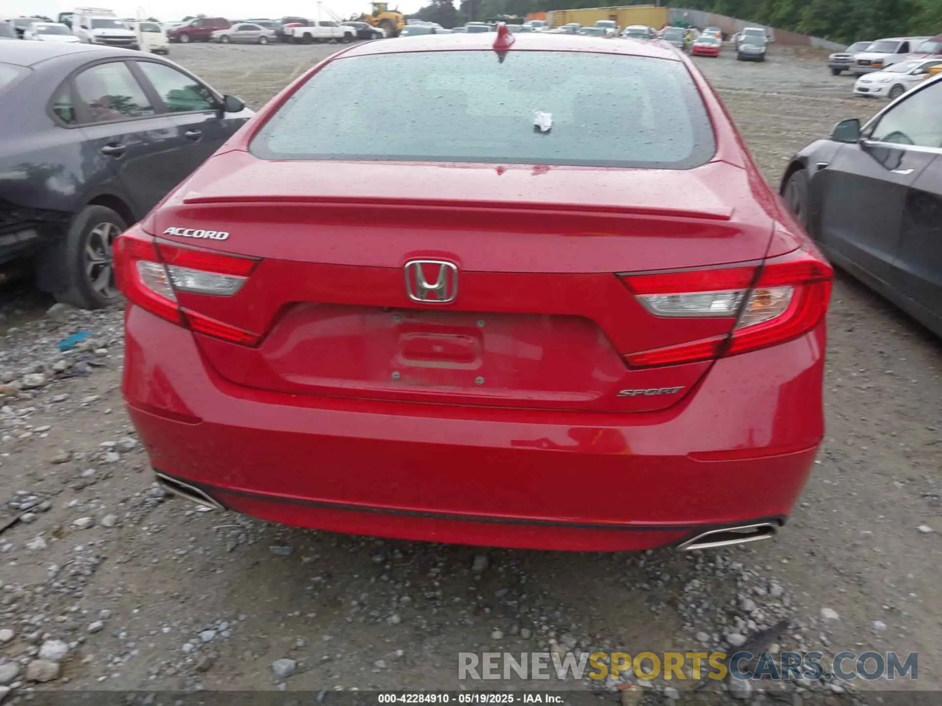16 Photograph of a damaged car 1HGCV1F3XLA065024 HONDA ACCORD 2020