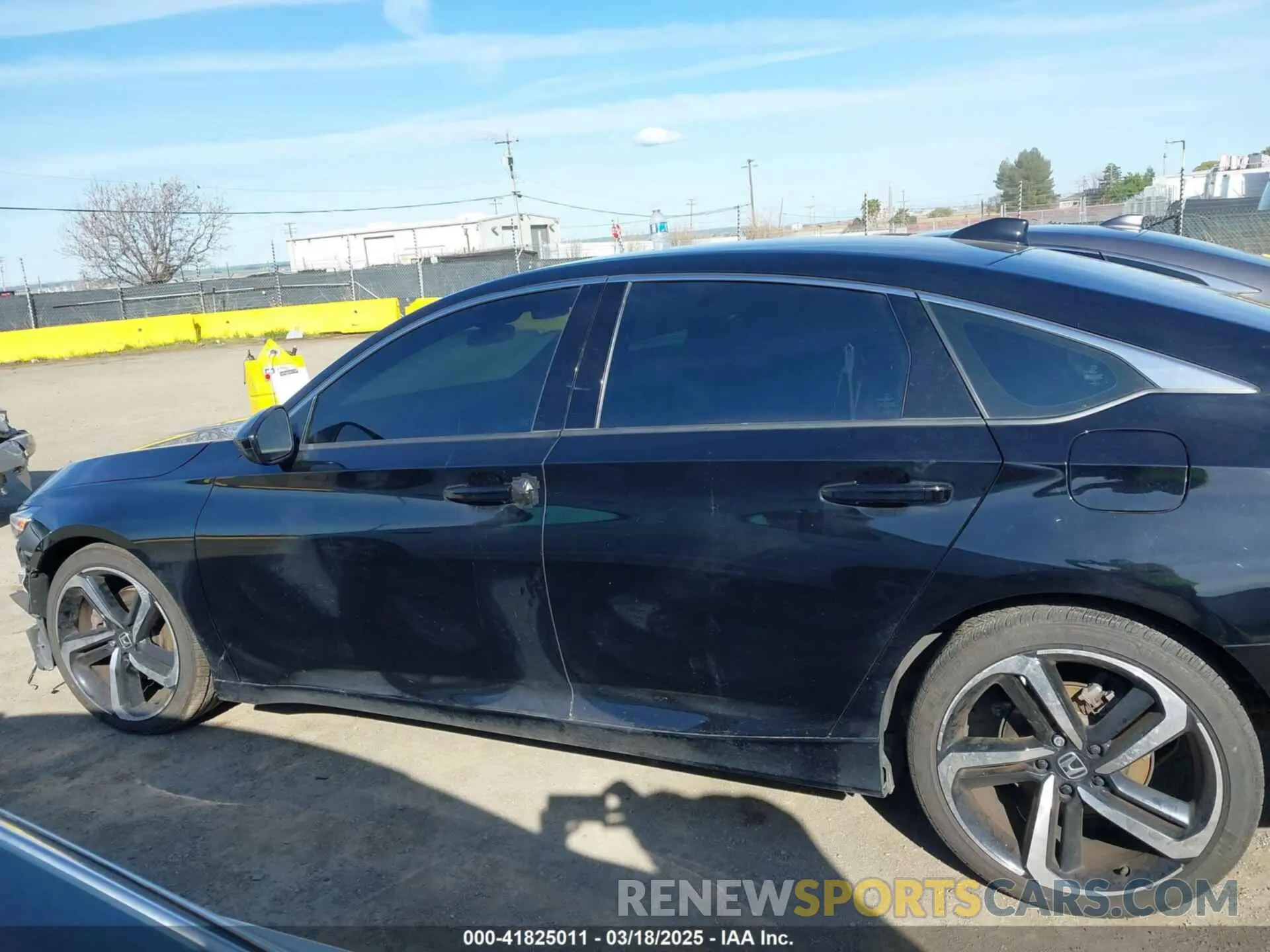 15 Photograph of a damaged car 1HGCV1F3XLA115078 HONDA ACCORD 2020