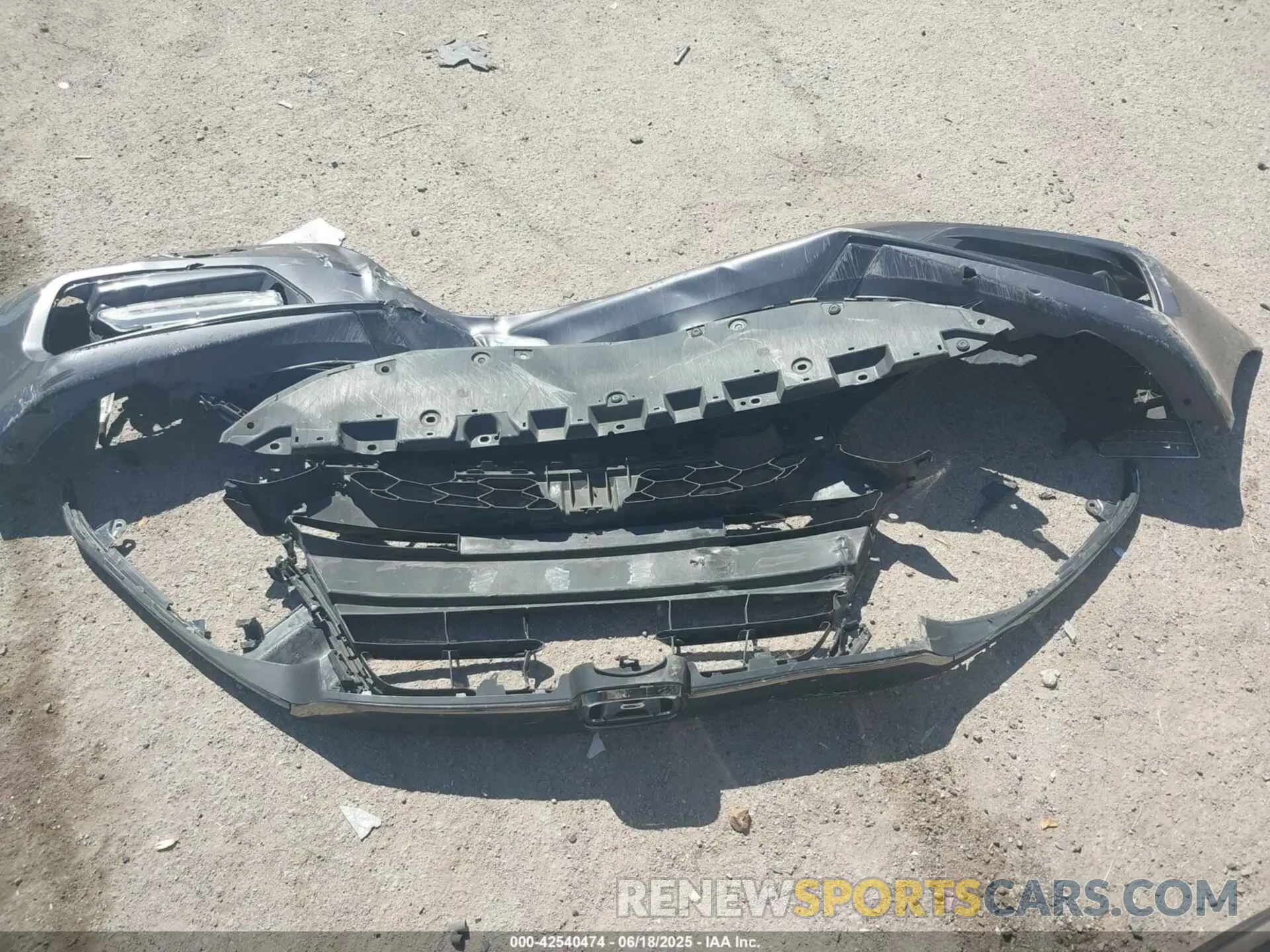 11 Photograph of a damaged car 1HGCV1F3XLA121737 HONDA ACCORD 2020