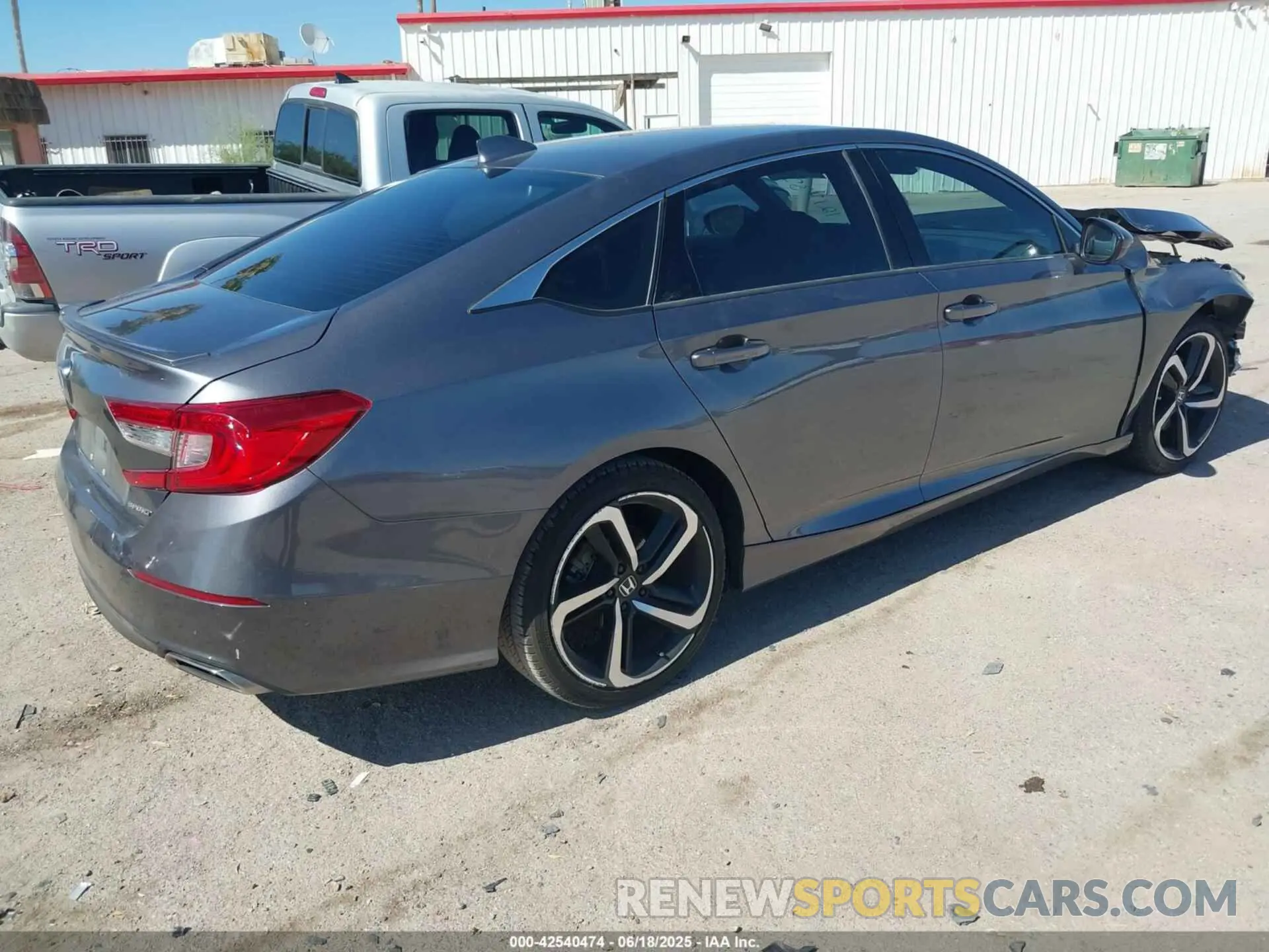 4 Photograph of a damaged car 1HGCV1F3XLA121737 HONDA ACCORD 2020