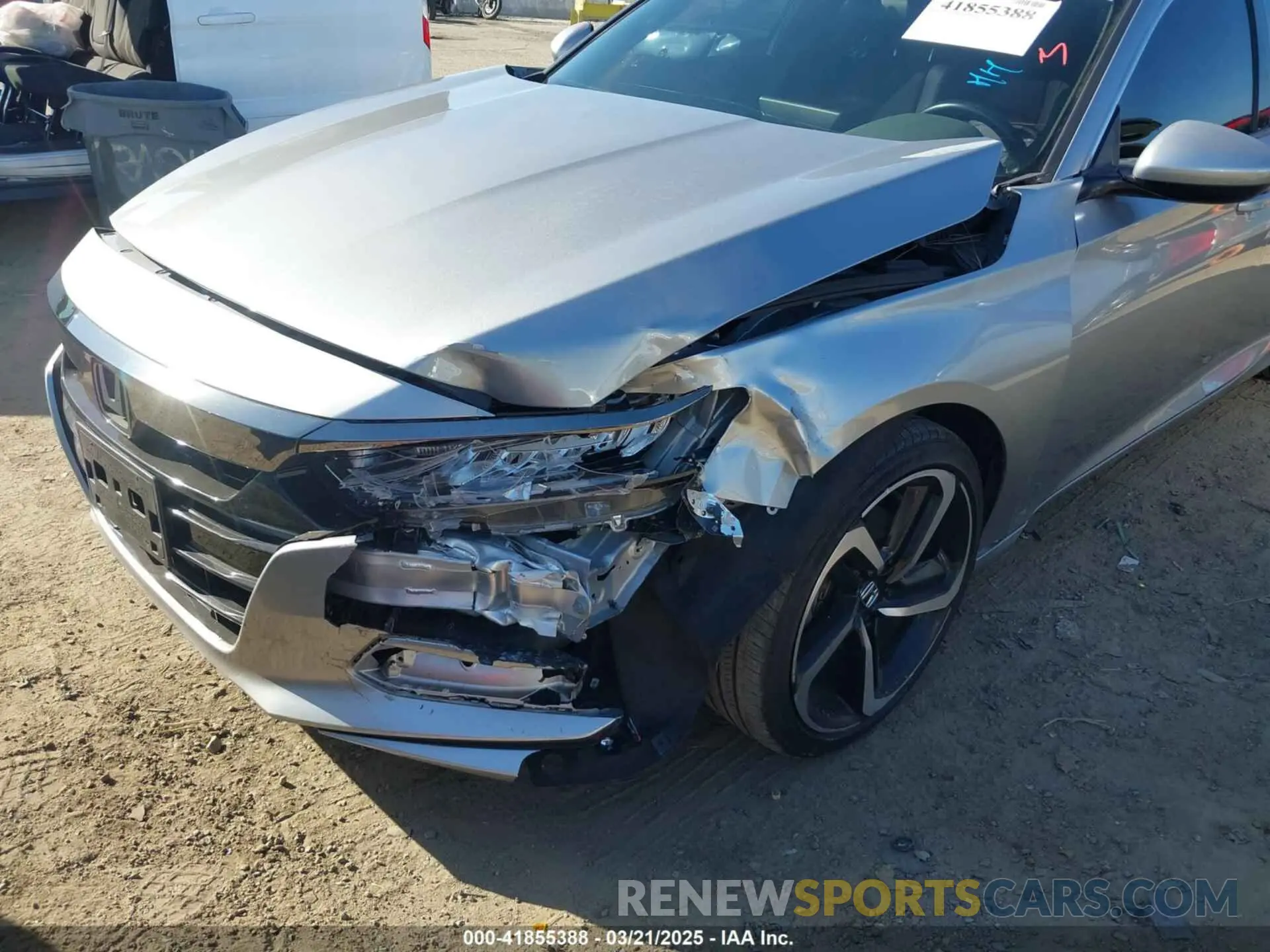 6 Фотография поврежденного автомобиля 1HGCV1F3XLA133936 HONDA ACCORD 2020