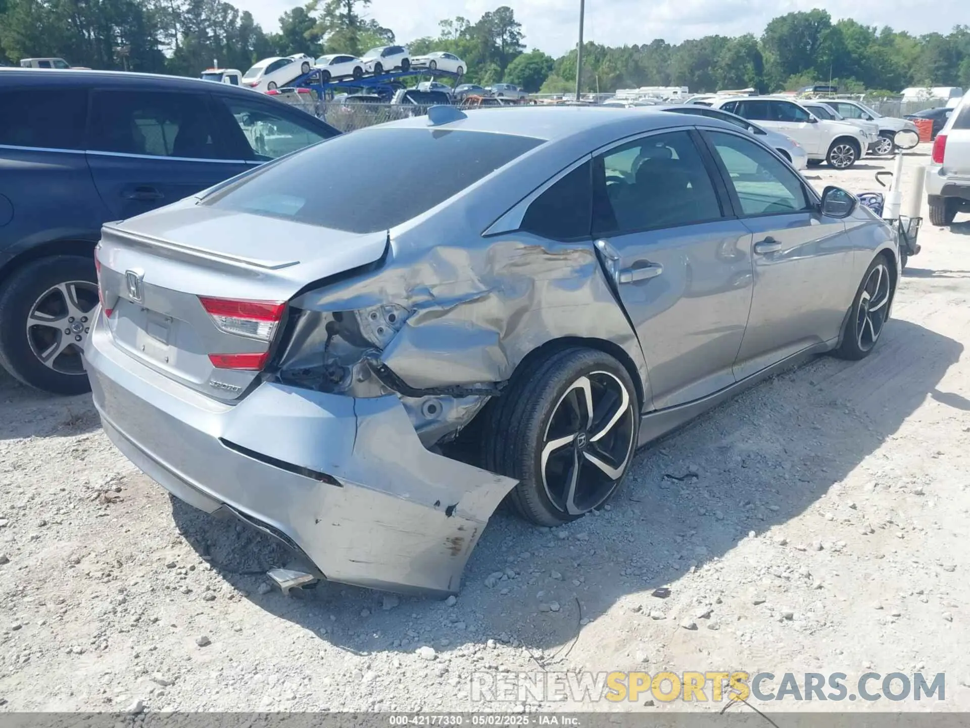 4 Photograph of a damaged car 1HGCV1F3XLA144919 HONDA ACCORD 2020