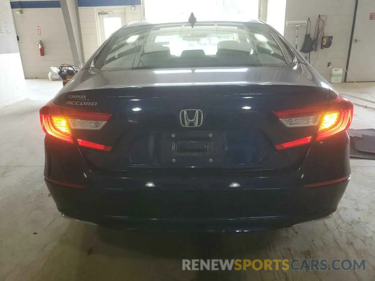 6 Photograph of a damaged car 1HGCV1F40LA072315 HONDA ACCORD 2020