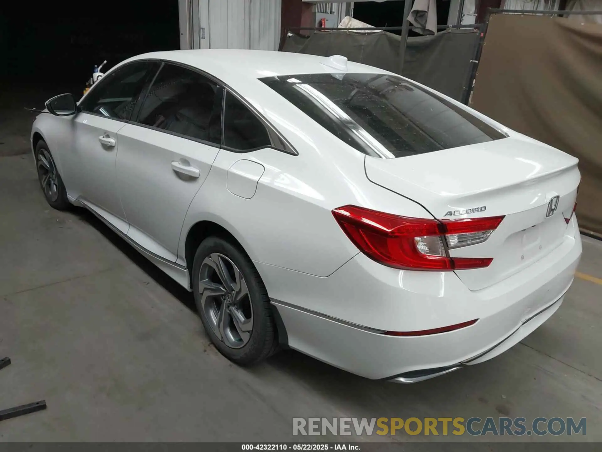 3 Photograph of a damaged car 1HGCV1F42LA031992 HONDA ACCORD 2020