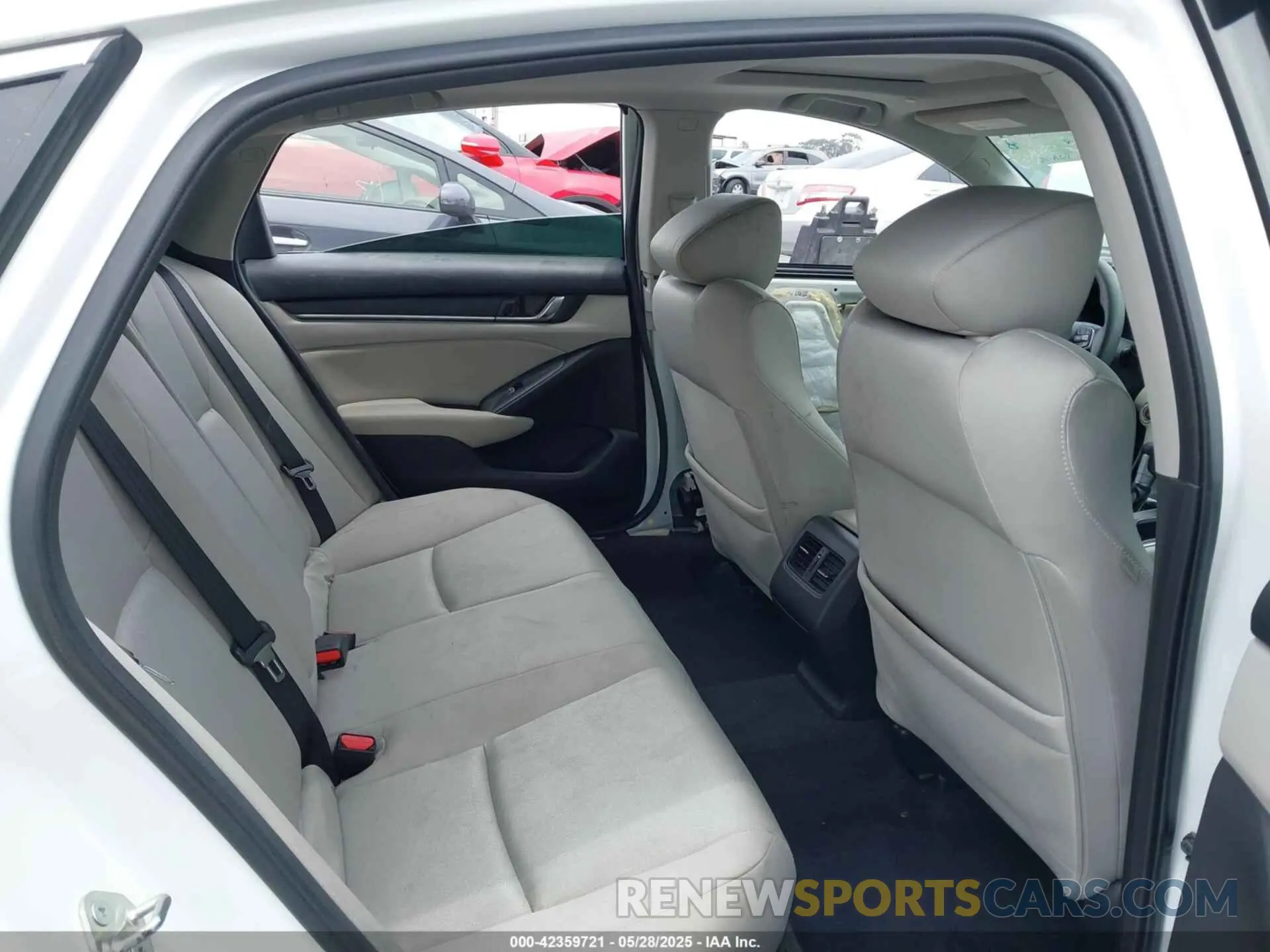 8 Фотография поврежденного автомобиля 1HGCV1F45LA144111 HONDA ACCORD 2020