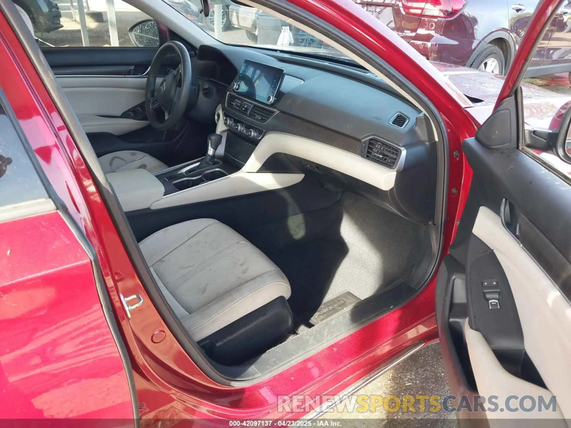5 Фотография поврежденного автомобиля 1HGCV1F46LA058516 HONDA ACCORD 2020