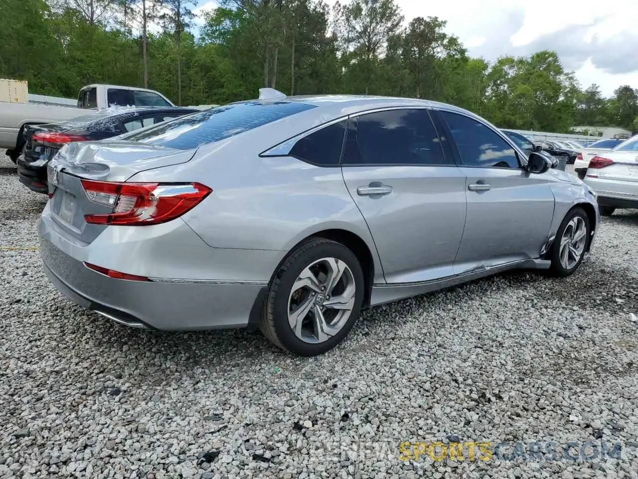 3 Photograph of a damaged car 1HGCV1F46LA084470 HONDA ACCORD 2020