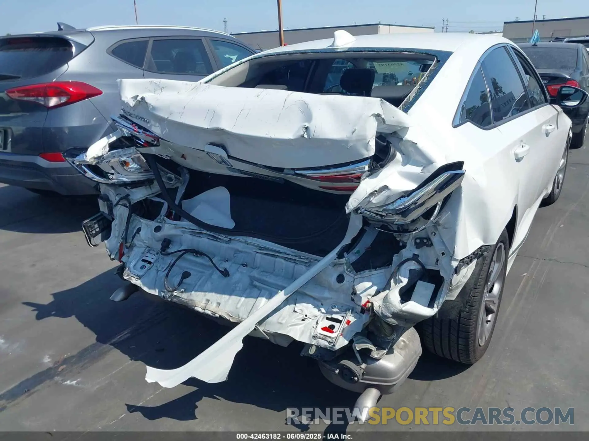 16 Фотография поврежденного автомобиля 1HGCV1F46LA096781 HONDA ACCORD 2020