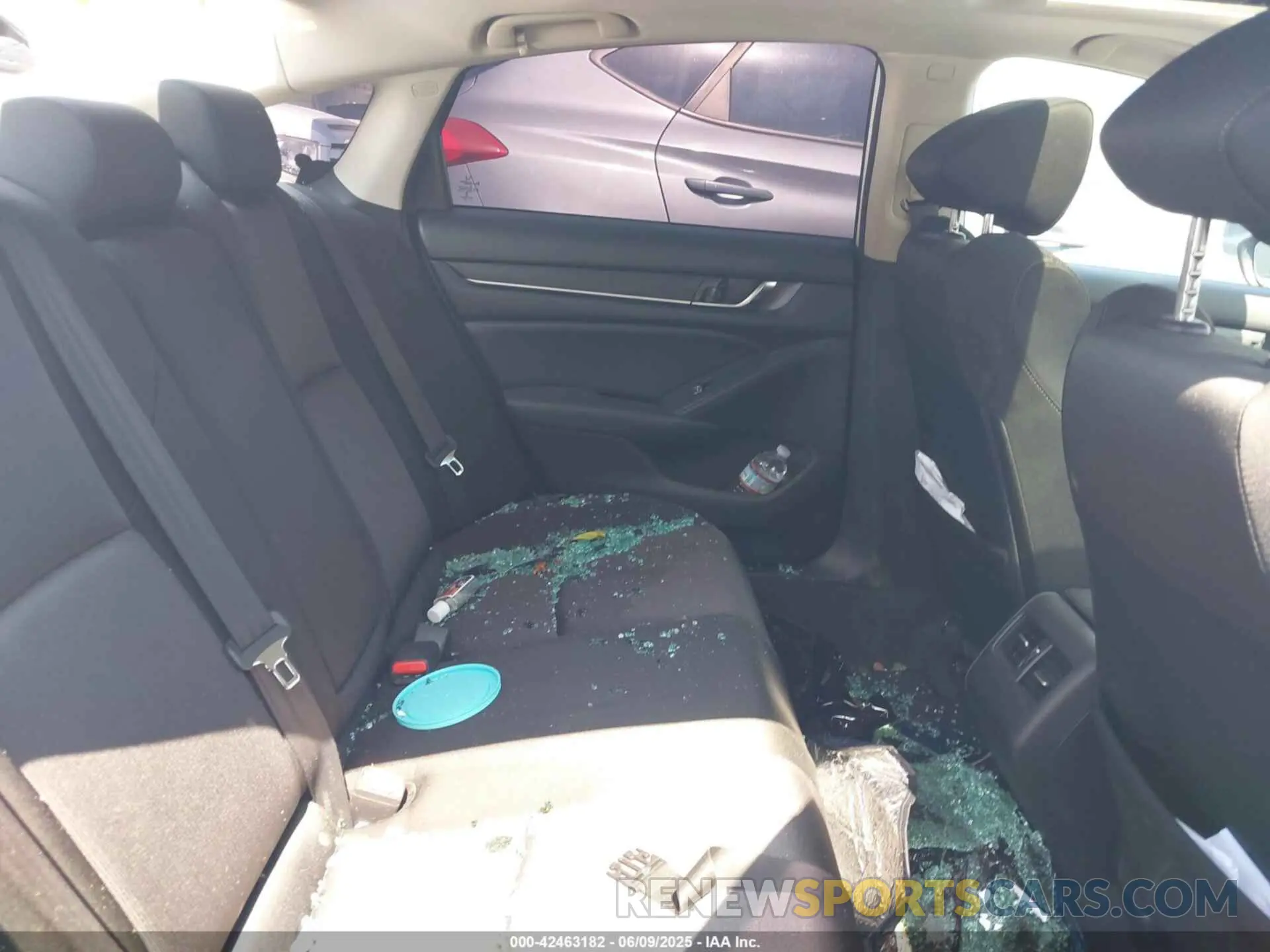 8 Фотография поврежденного автомобиля 1HGCV1F46LA096781 HONDA ACCORD 2020