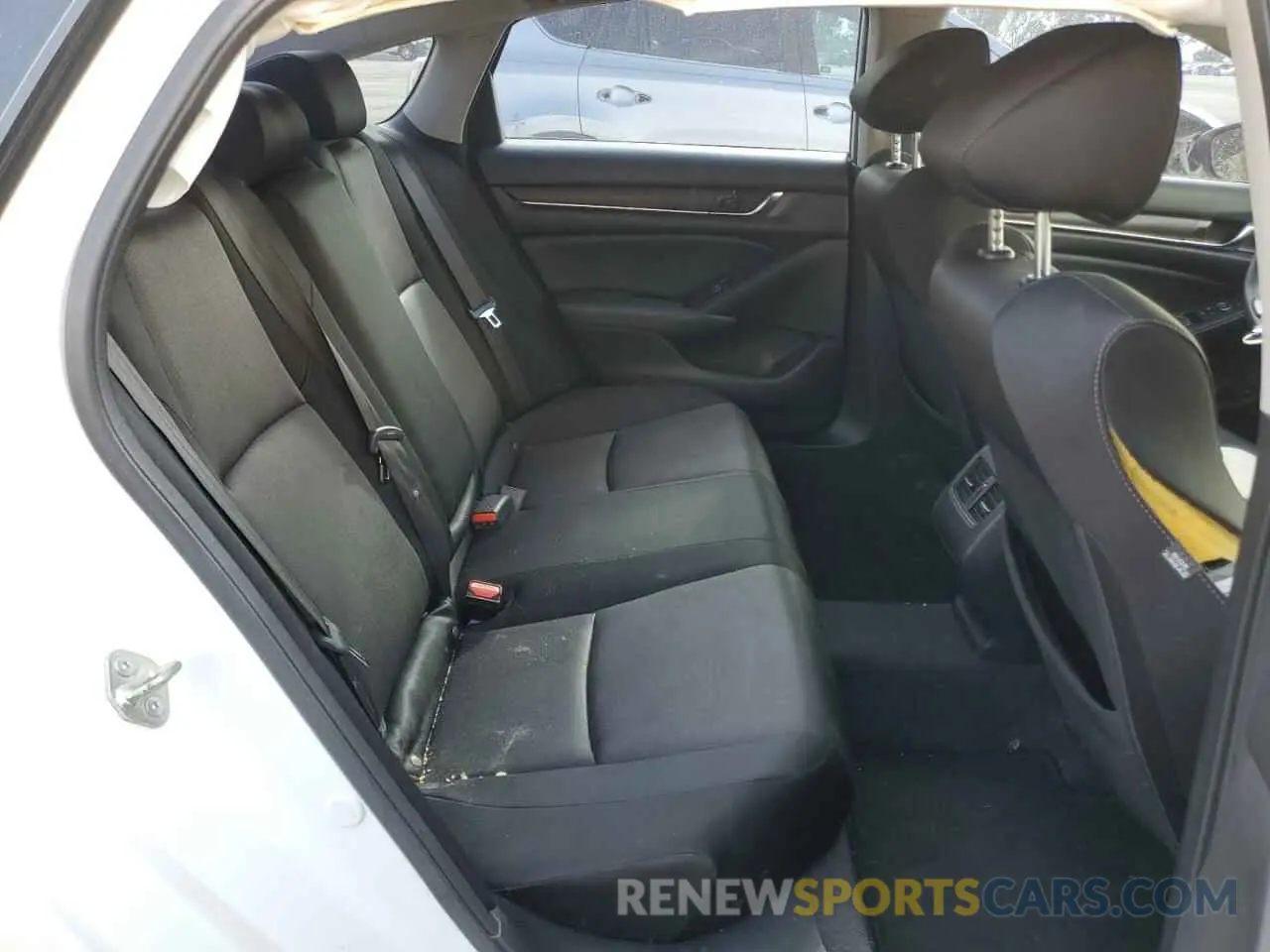 10 Photograph of a damaged car 1HGCV1F47LA125575 HONDA ACCORD 2020