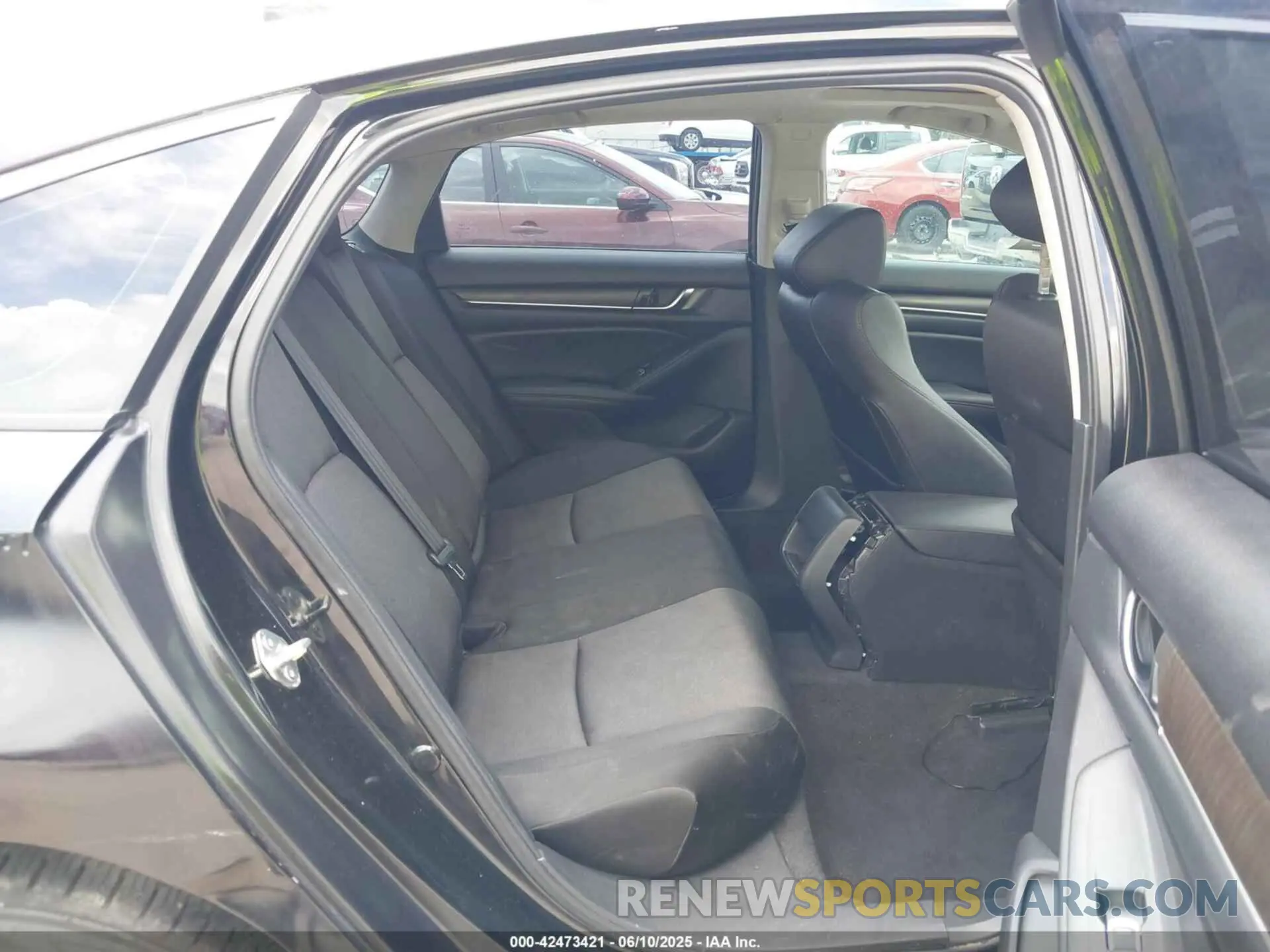 8 Фотография поврежденного автомобиля 1HGCV1F50LA111364 HONDA ACCORD 2020