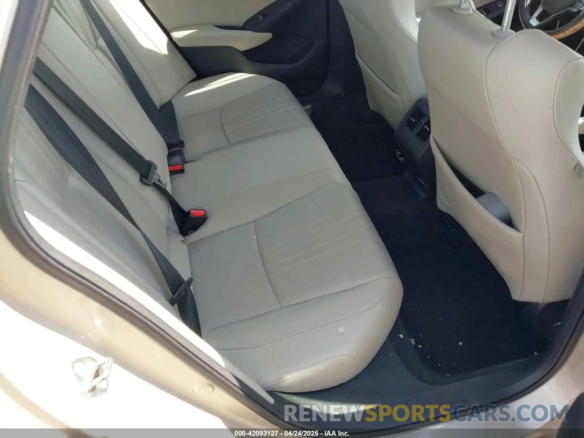 8 Фотография поврежденного автомобиля 1HGCV1F51LA053202 HONDA ACCORD 2020