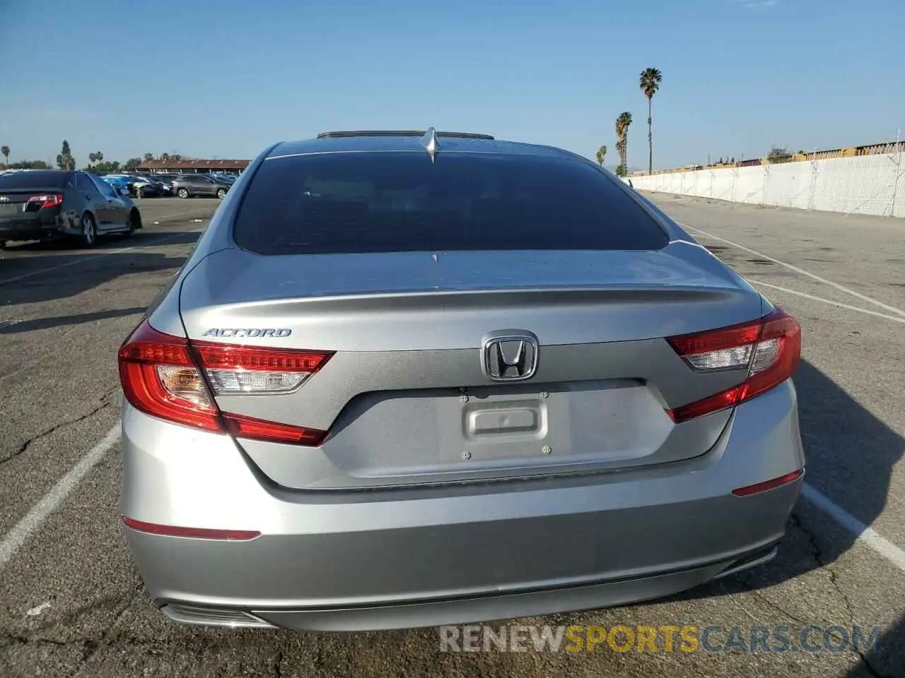 6 Фотография поврежденного автомобиля 1HGCV1F52LA040197 HONDA ACCORD 2020