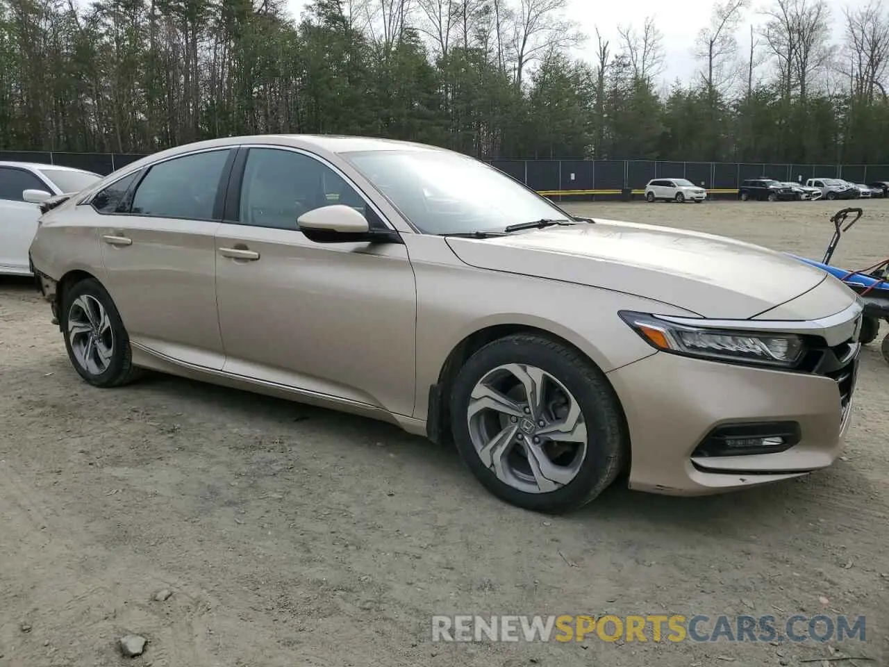 4 Фотография поврежденного автомобиля 1HGCV1F56LA074675 HONDA ACCORD 2020