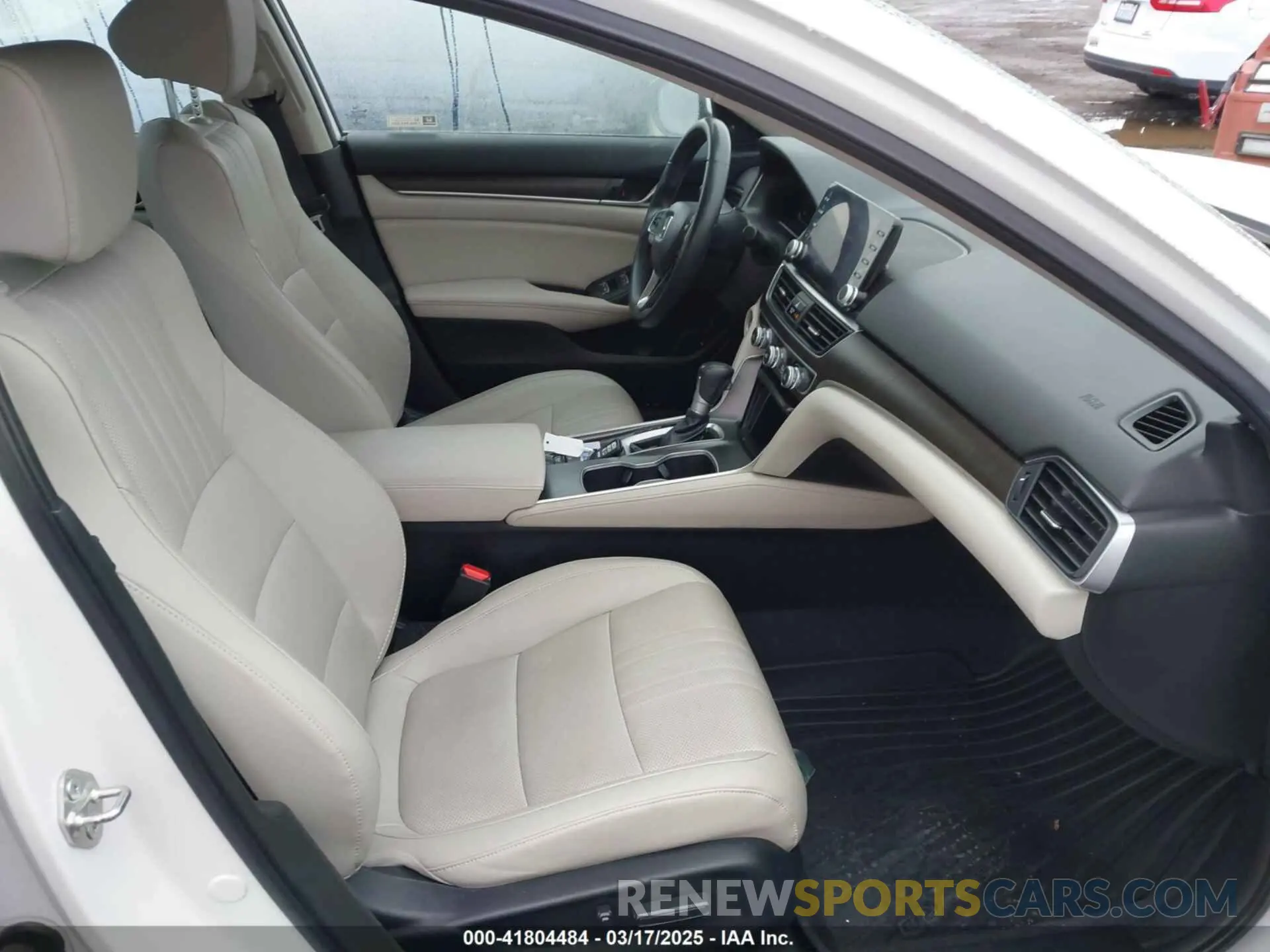 5 Photograph of a damaged car 1HGCV1F57LA110227 HONDA ACCORD 2020