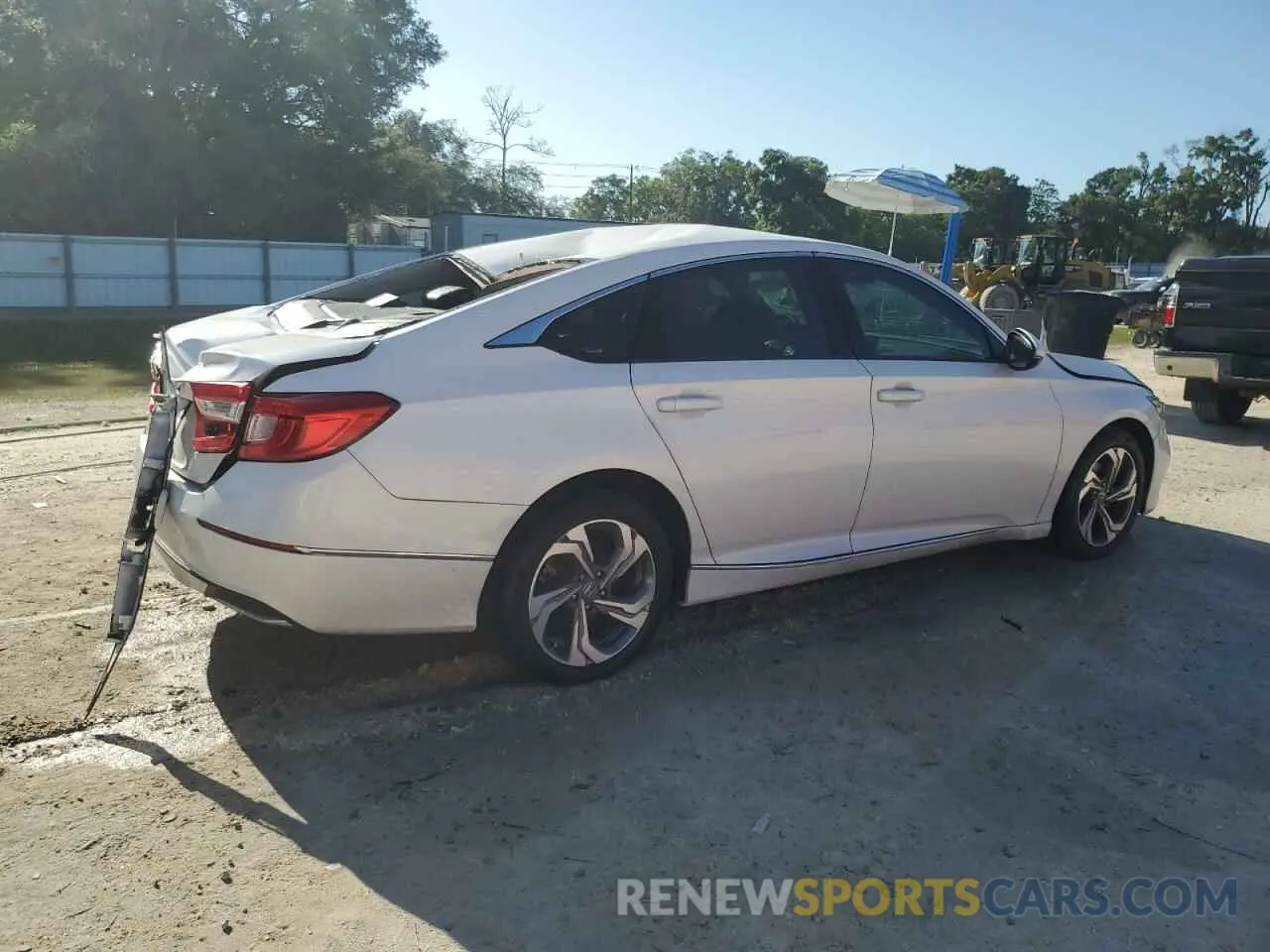 3 Фотография поврежденного автомобиля 1HGCV1F59LA045798 HONDA ACCORD 2020
