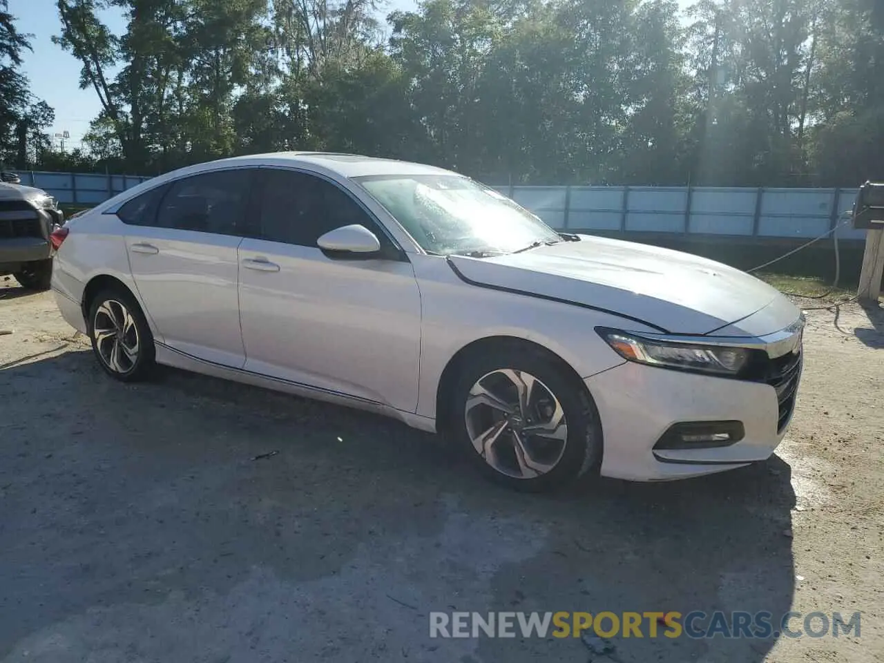 4 Фотография поврежденного автомобиля 1HGCV1F59LA045798 HONDA ACCORD 2020