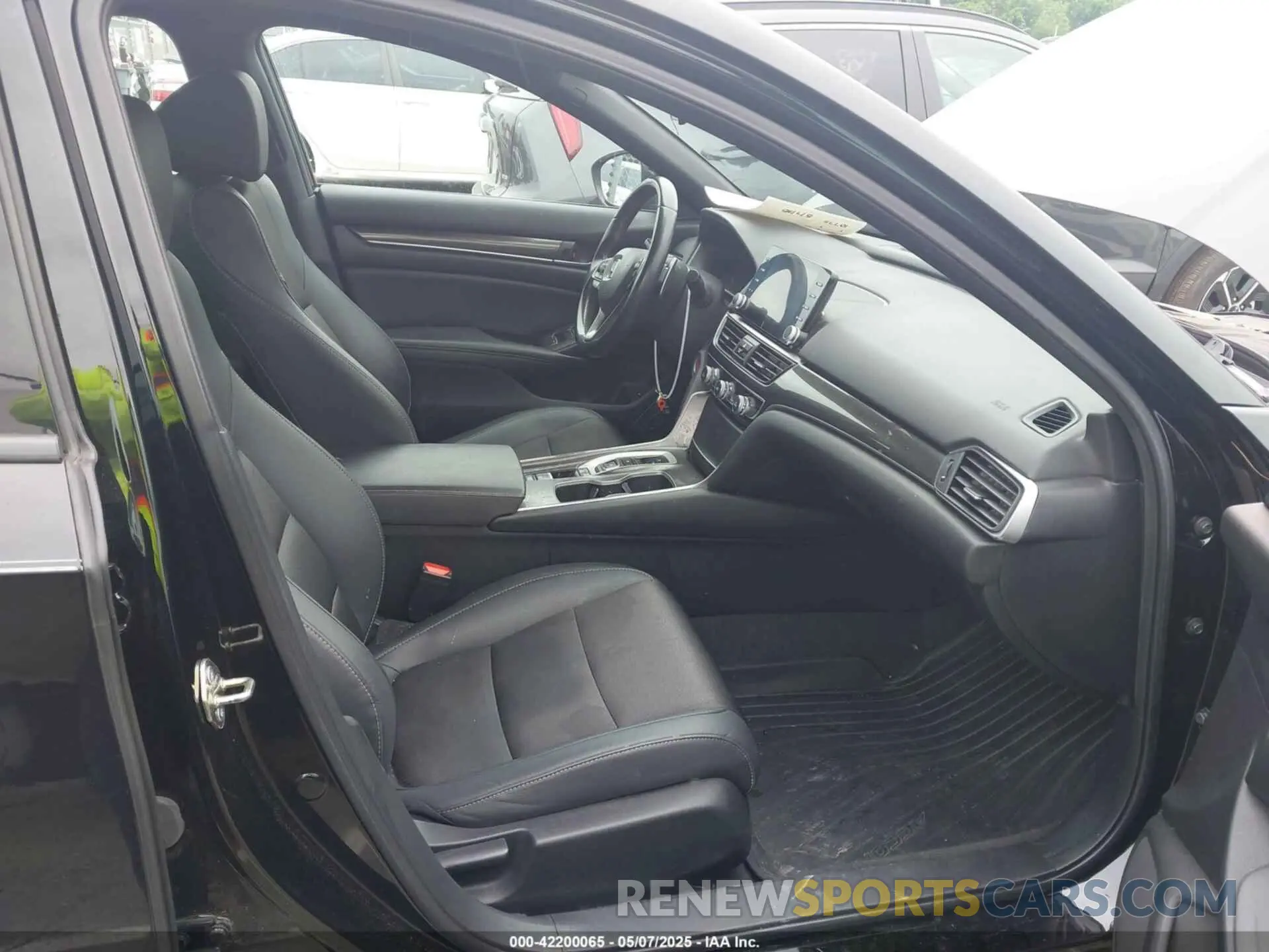 5 Photograph of a damaged car 1HGCV2F31LA012542 HONDA ACCORD 2020