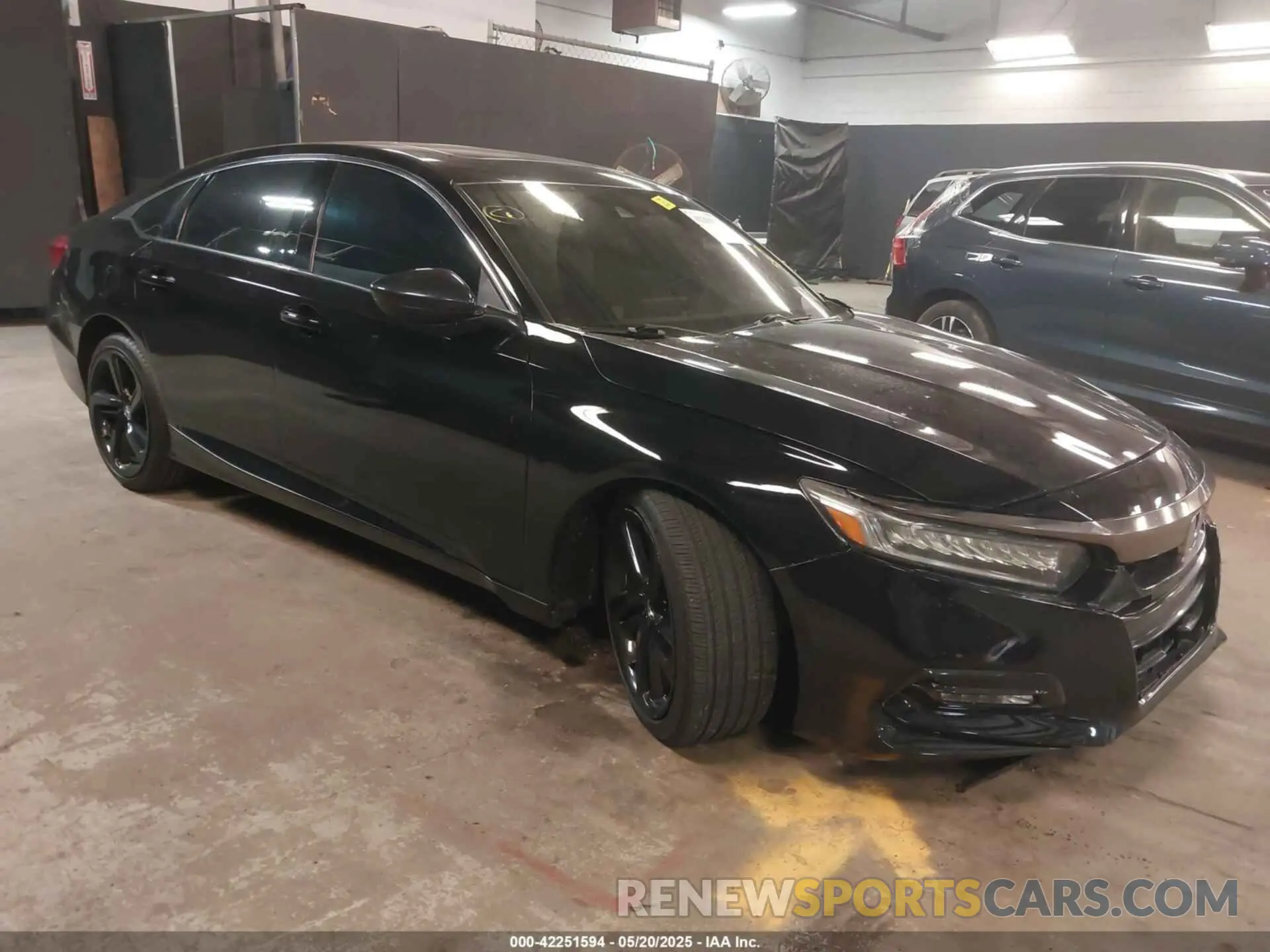 1 Photograph of a damaged car 1HGCV2F35LA013161 HONDA ACCORD 2020