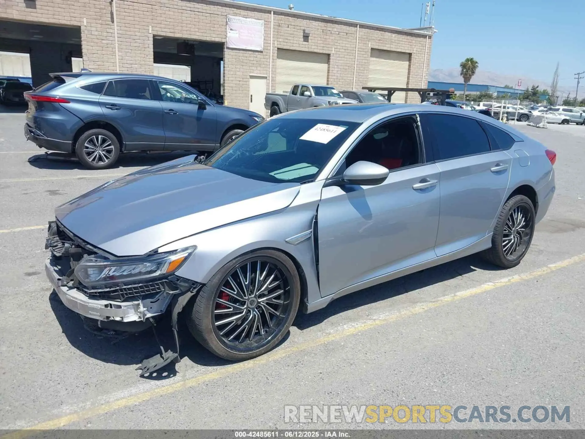2 Фотография поврежденного автомобиля 1HGCV2F36LA016277 HONDA ACCORD 2020