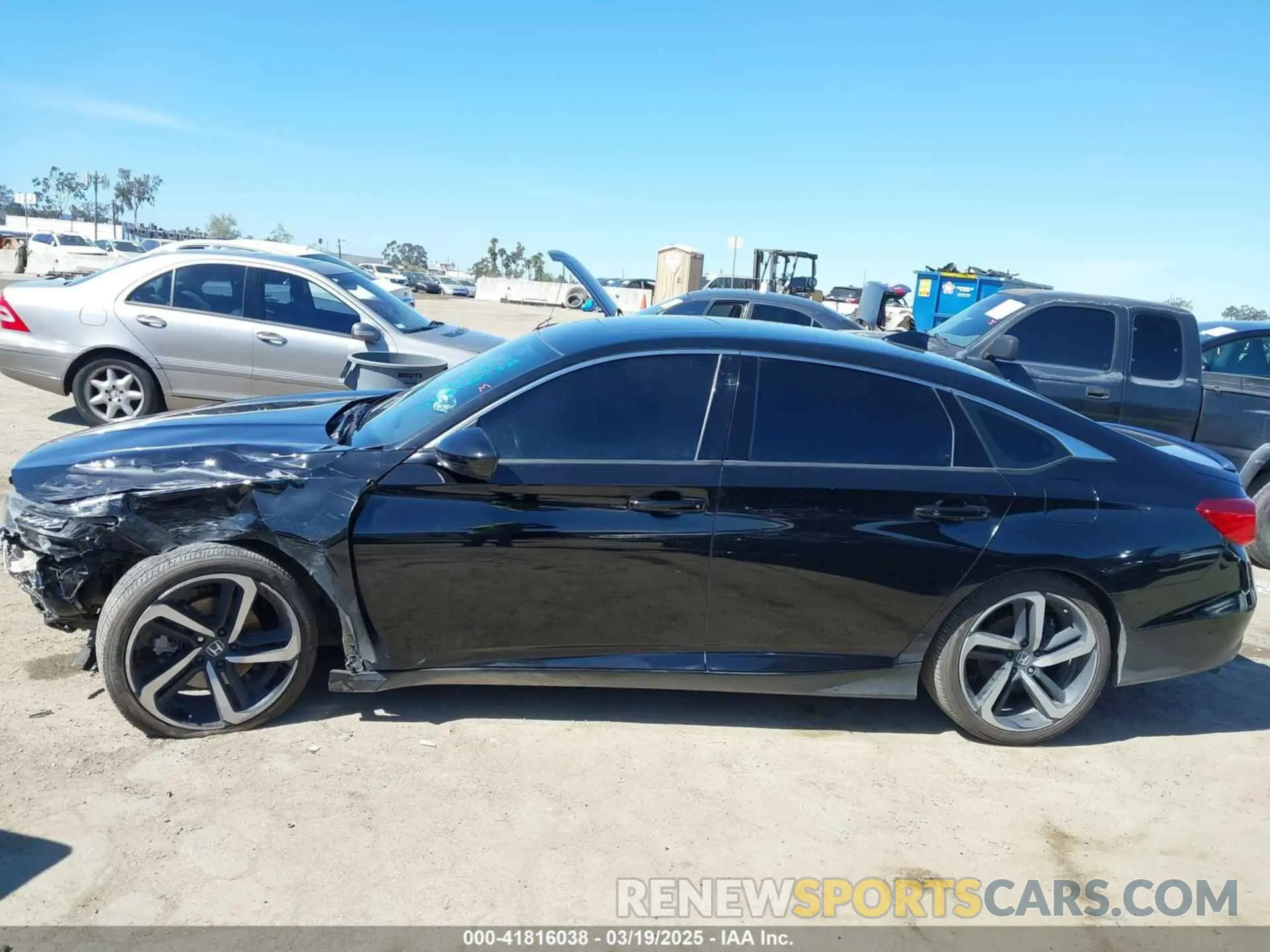 15 Photograph of a damaged car 1HGCV2F37LA018409 HONDA ACCORD 2020